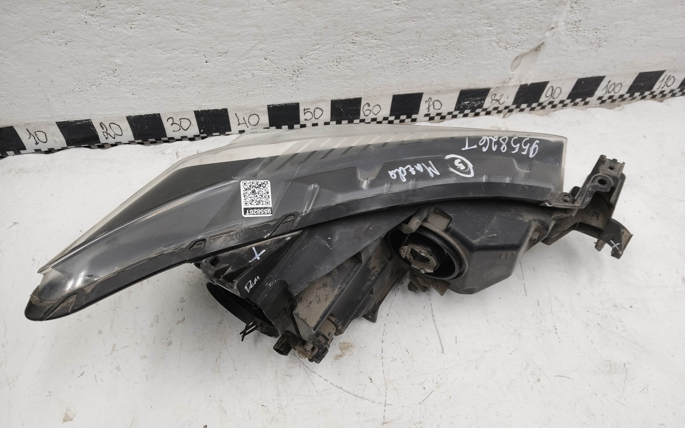 Фара передняя левая Mazda CX-5 1 ксенон