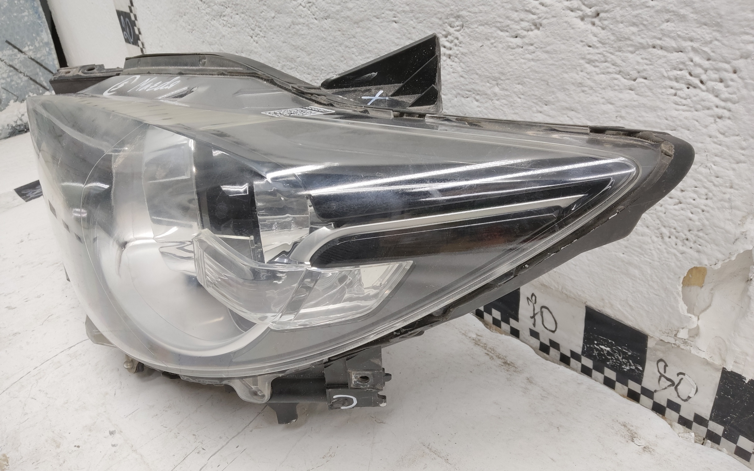 Фара передняя левая Mazda CX-5 1 ксенон