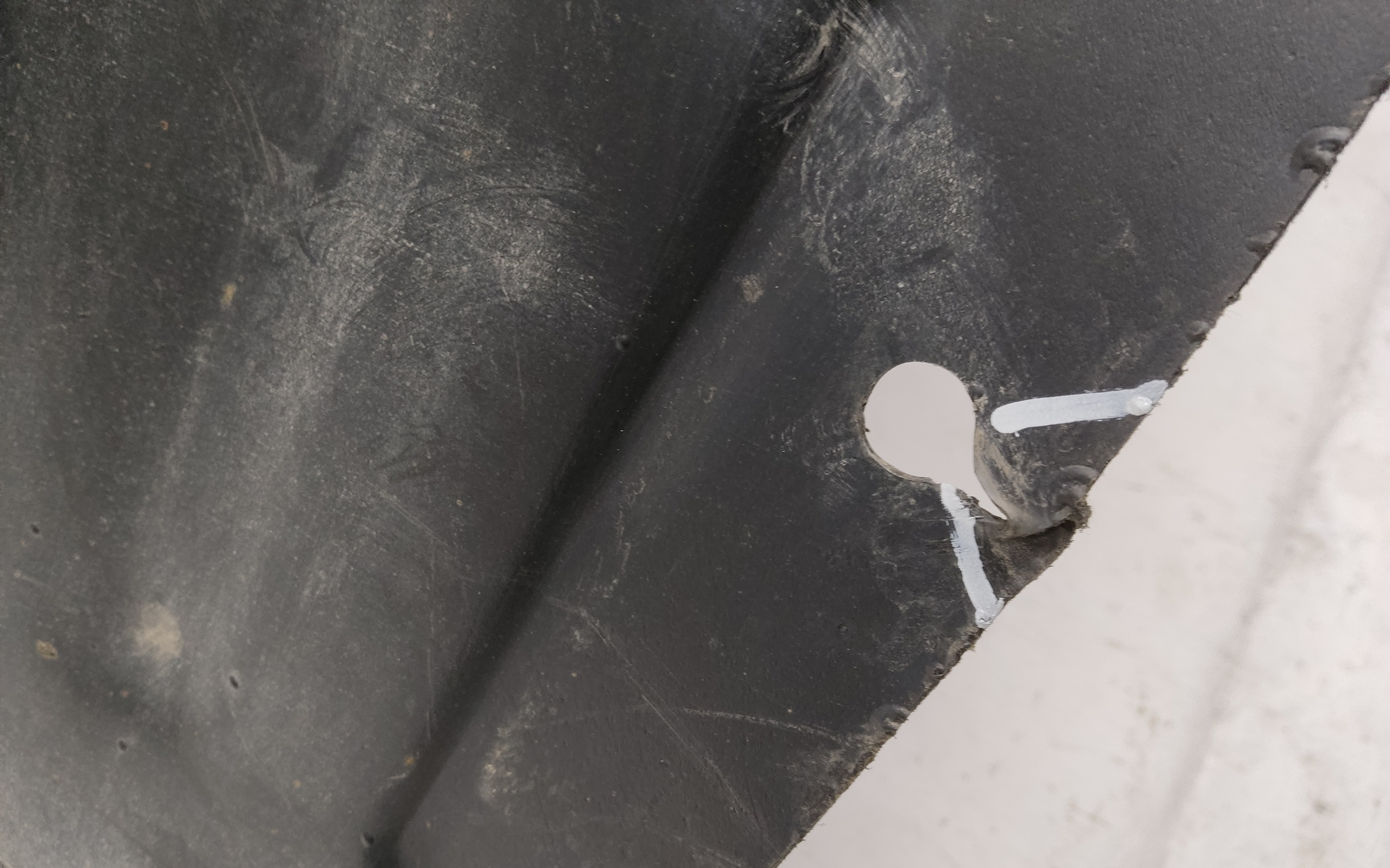 Подкрылок передний правый Tank 300