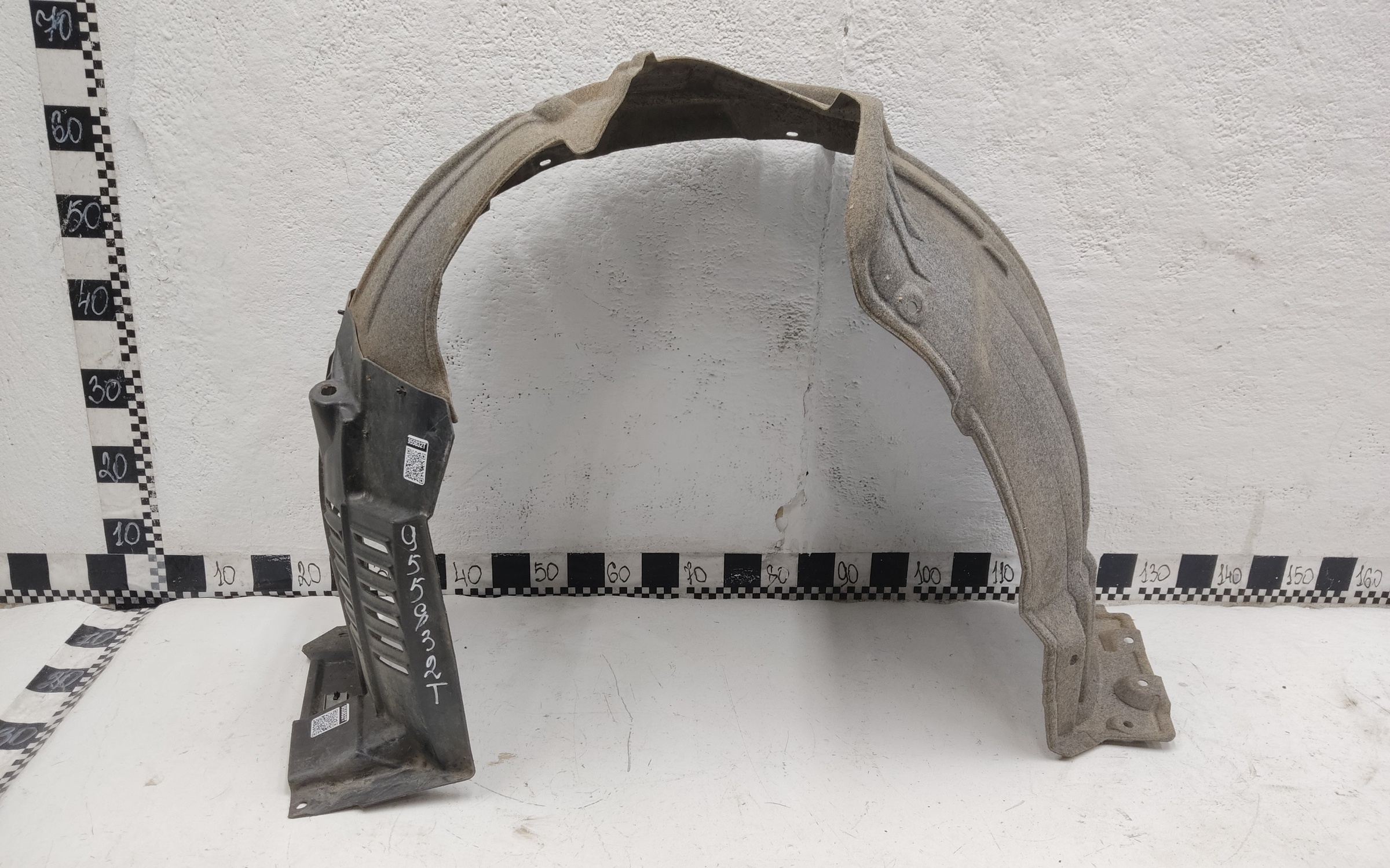 Подкрылок передний правый Lexus RX 4