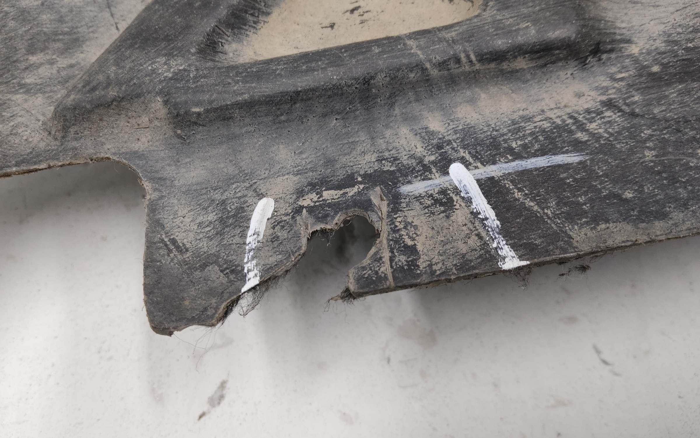 Подкрылок передний правый Geely Okavango Restail