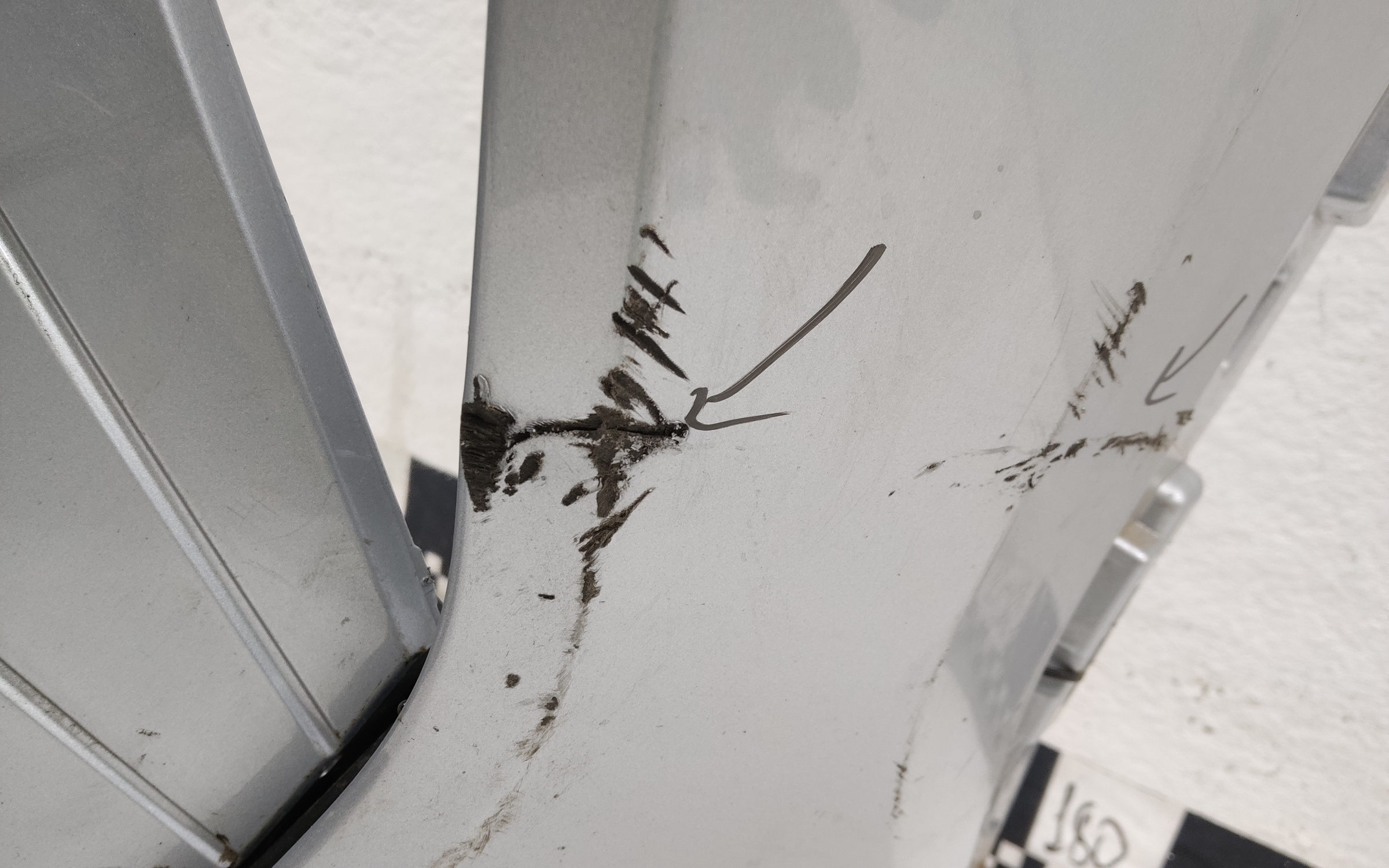 Бампер передний Geely Atlas 2