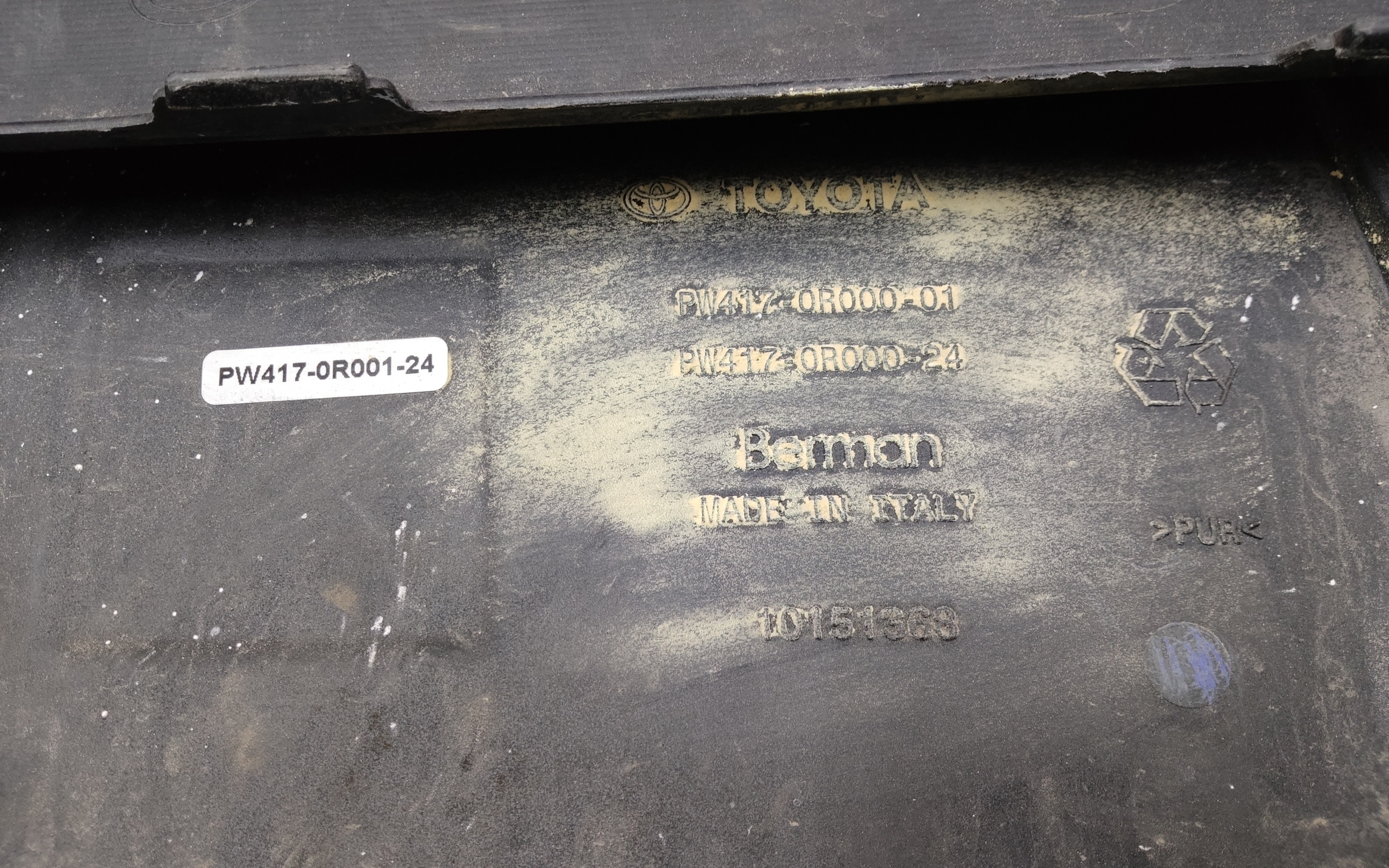 Бампер передний Toyota RAV4 CA40 Restail