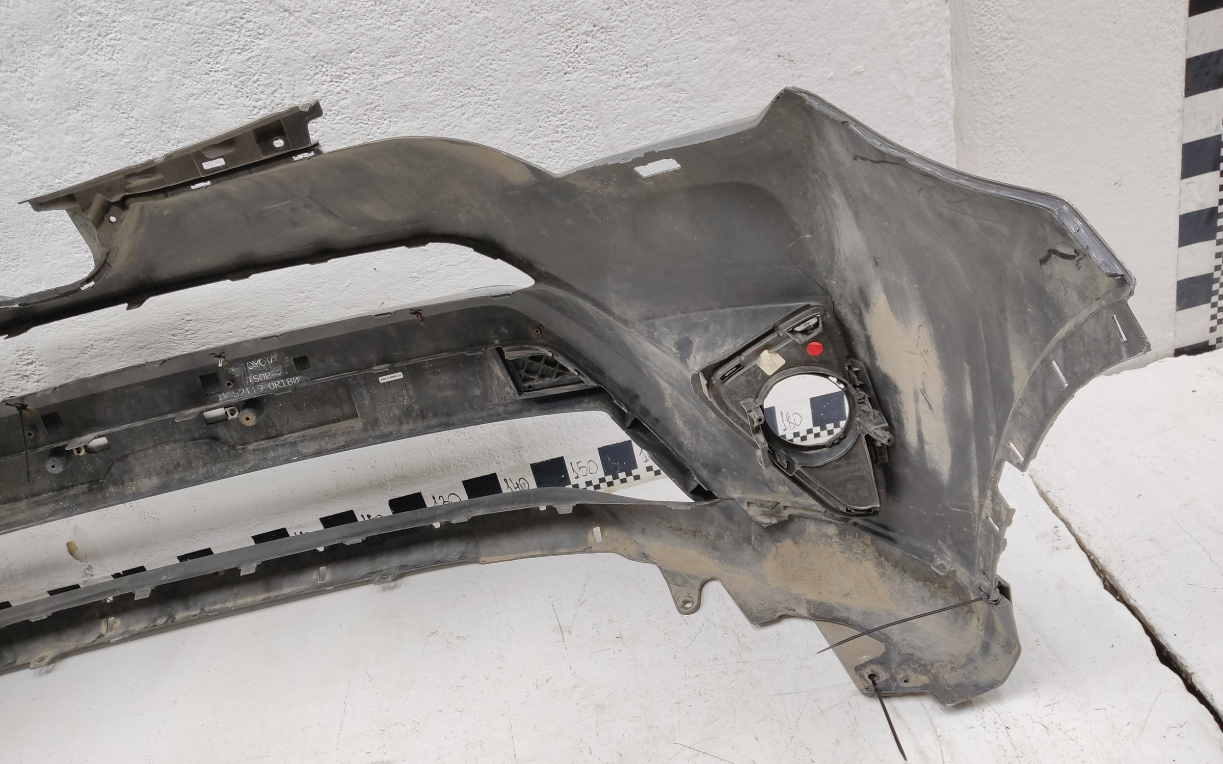 Бампер передний Toyota RAV4 CA40 Restail