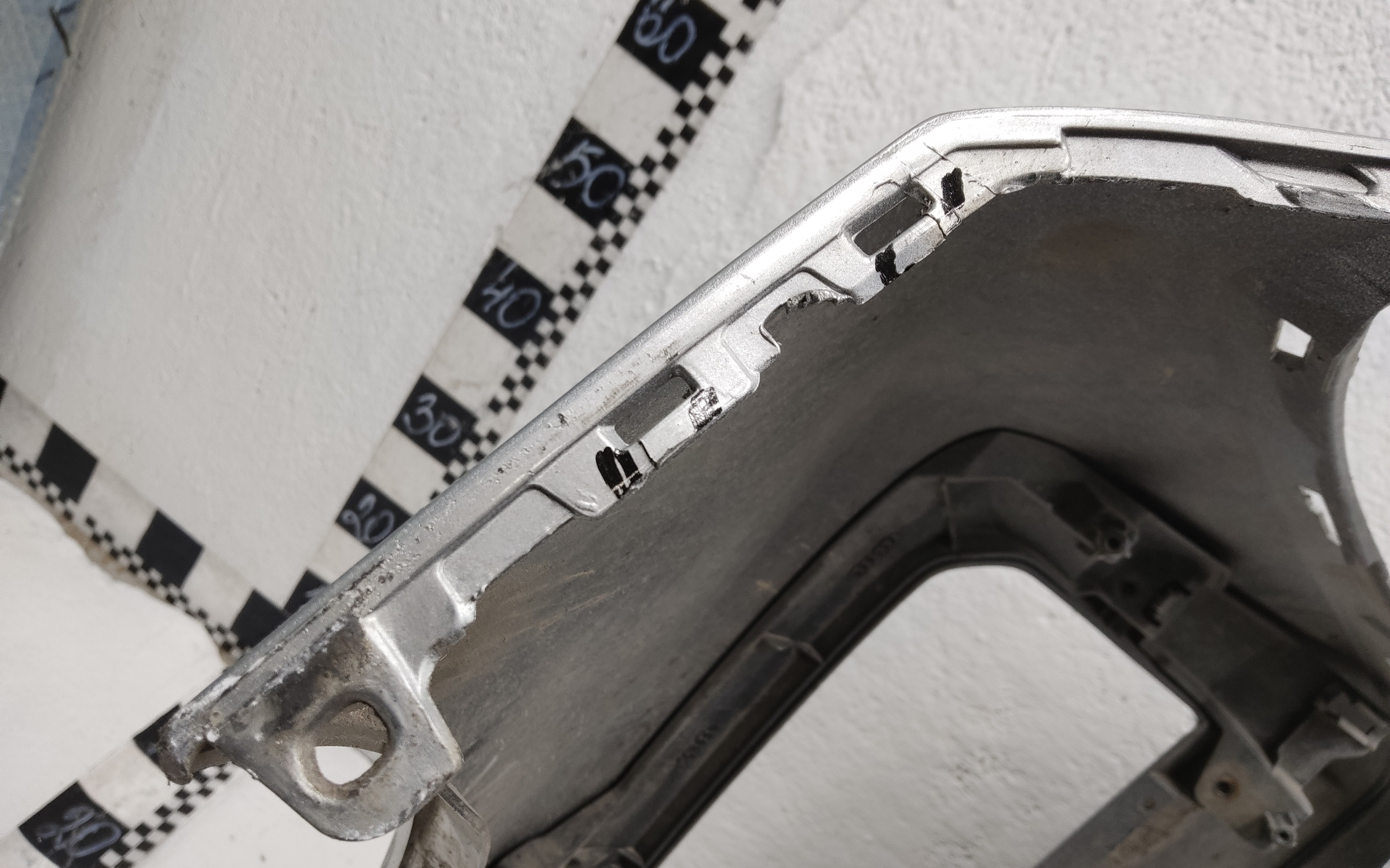 Бампер передний Mitsubishi L200 5 Restail