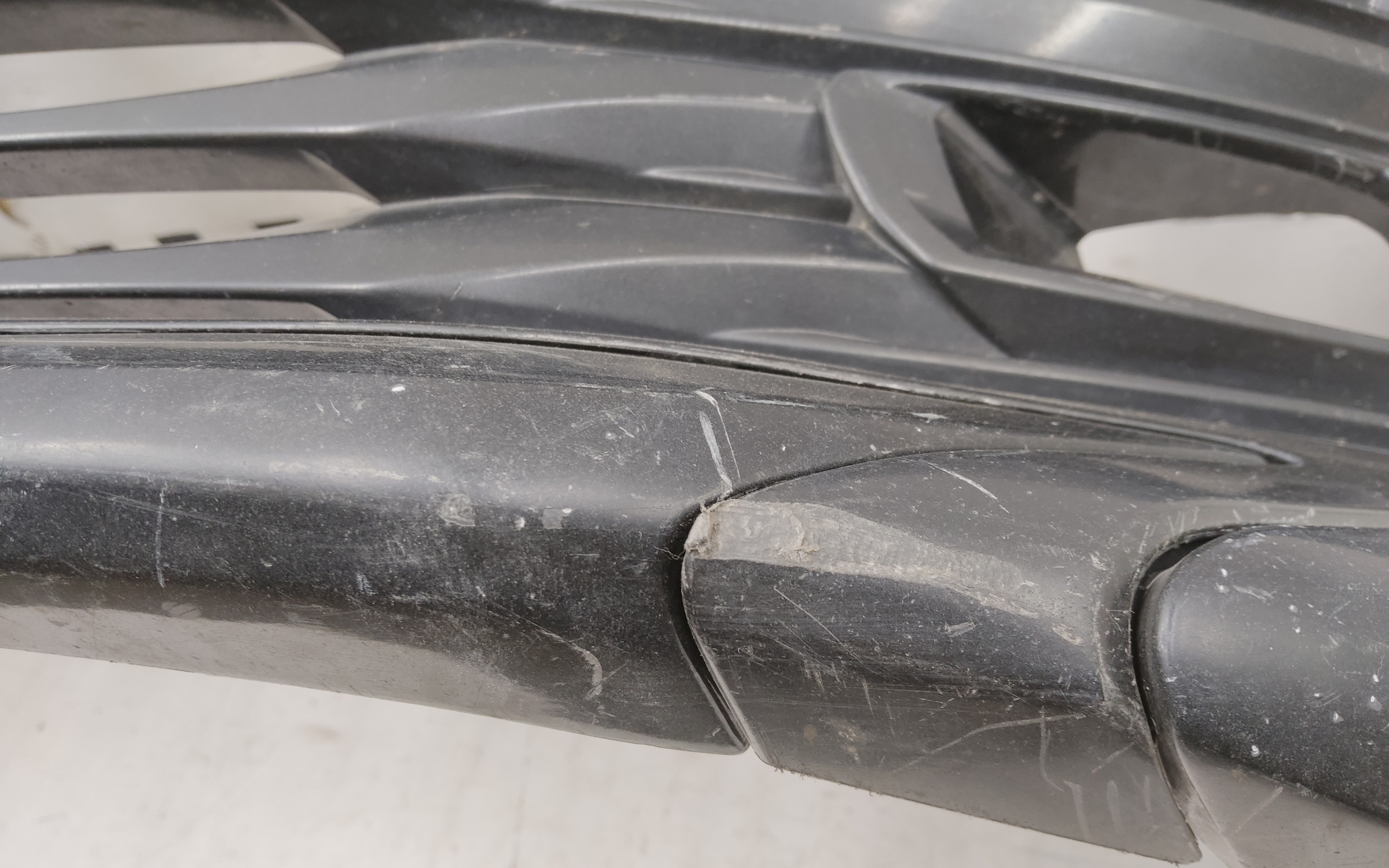 Бампер передний Toyota Camry V70