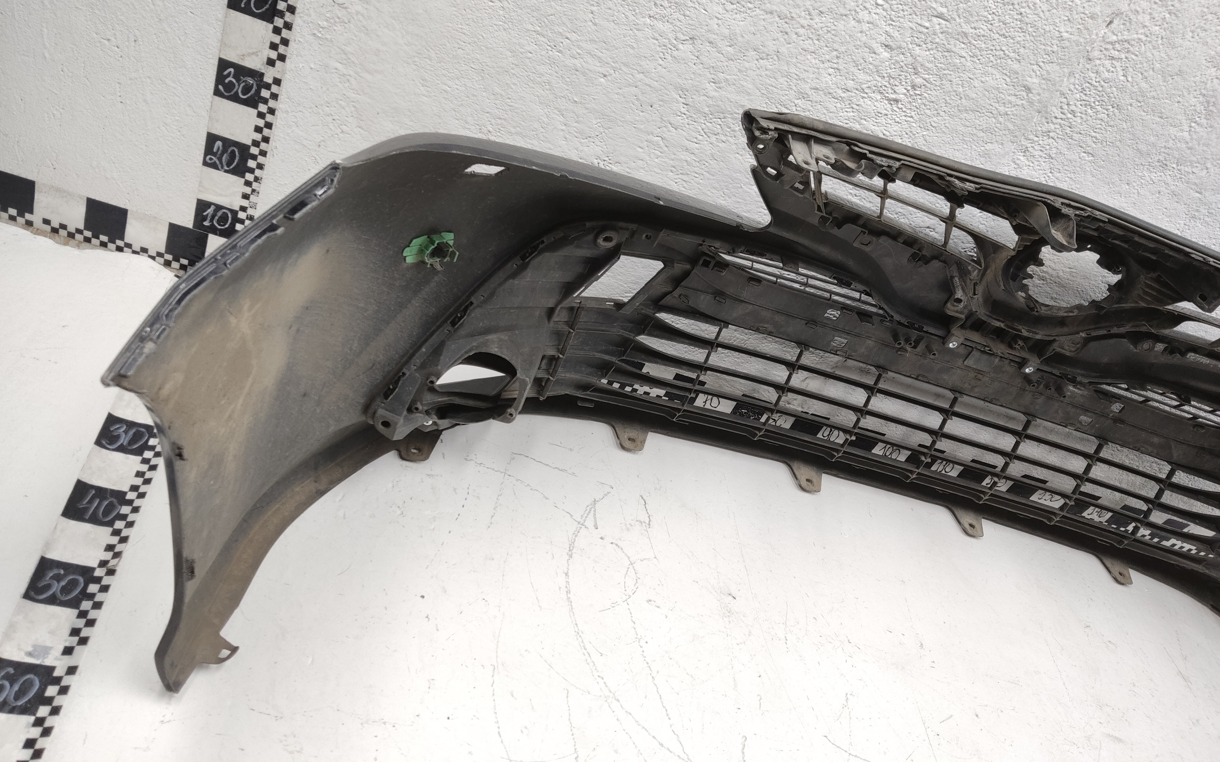 Бампер передний Toyota Camry V70