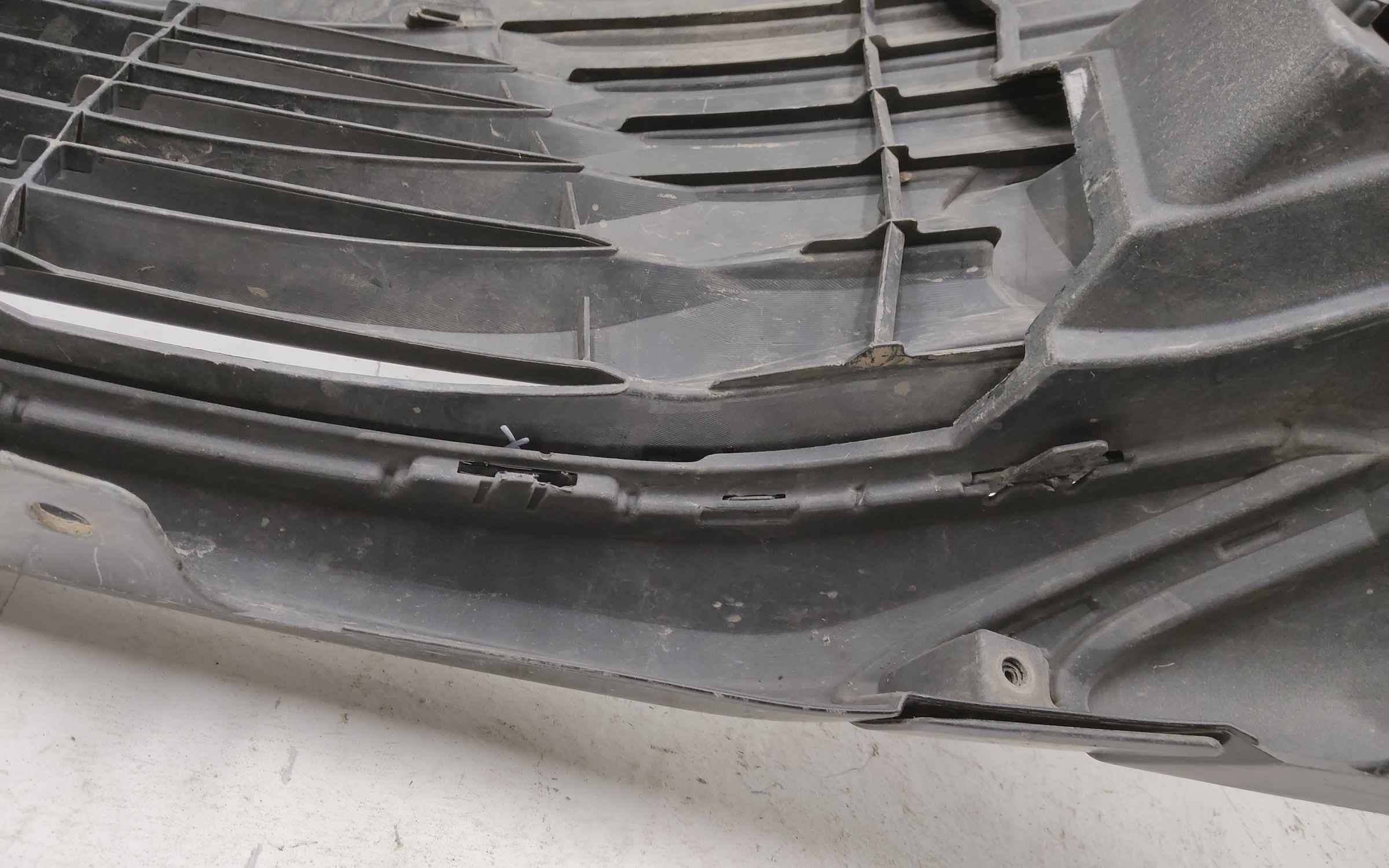 Бампер передний Toyota Camry V70