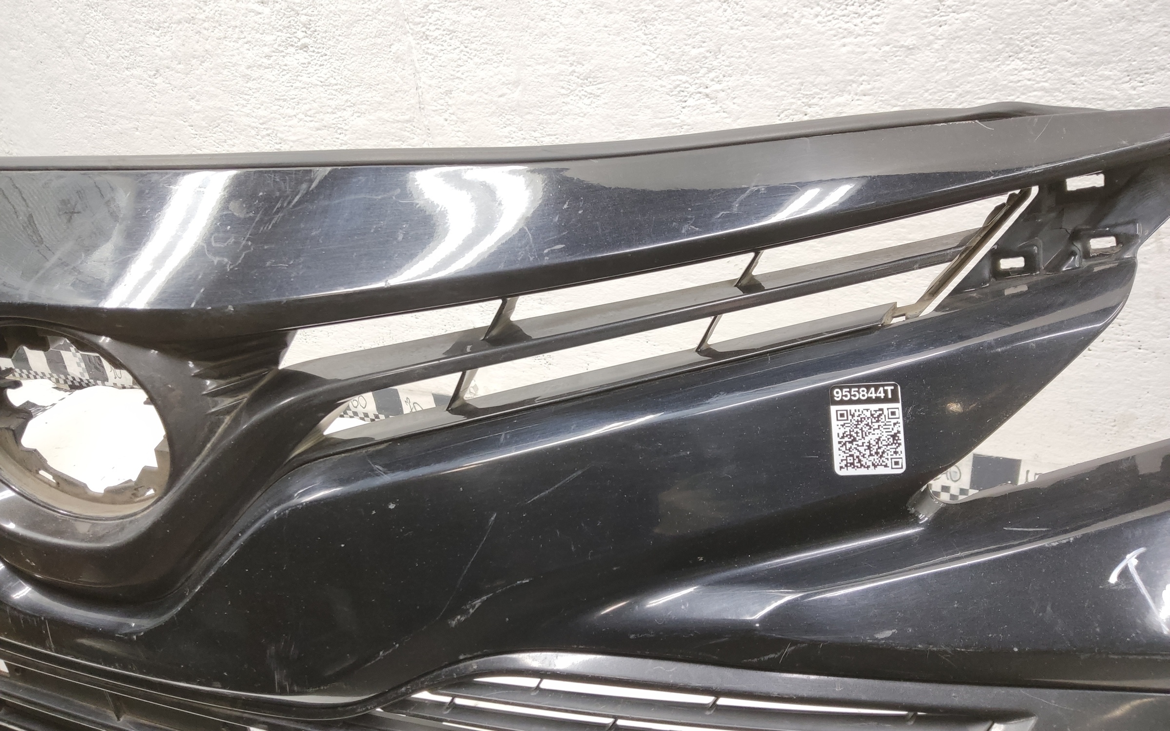 Бампер передний Toyota Camry V70