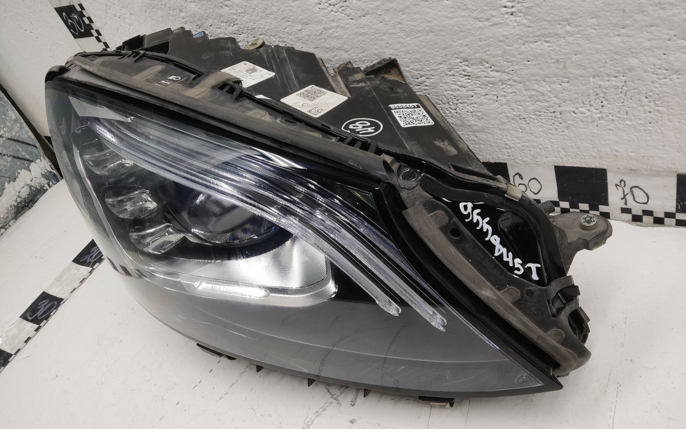 Фара передняя правая Mercedes Benz S-klasse W222 Restail LED