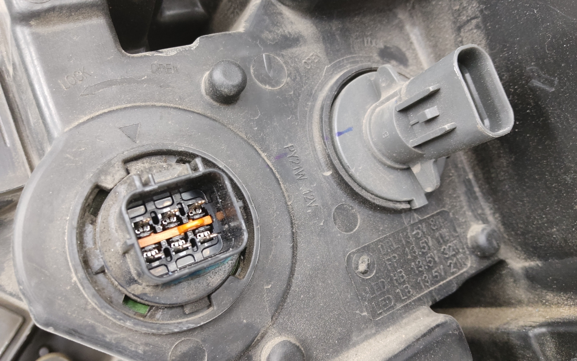 Фара передняя правая Haval M6 2 LED