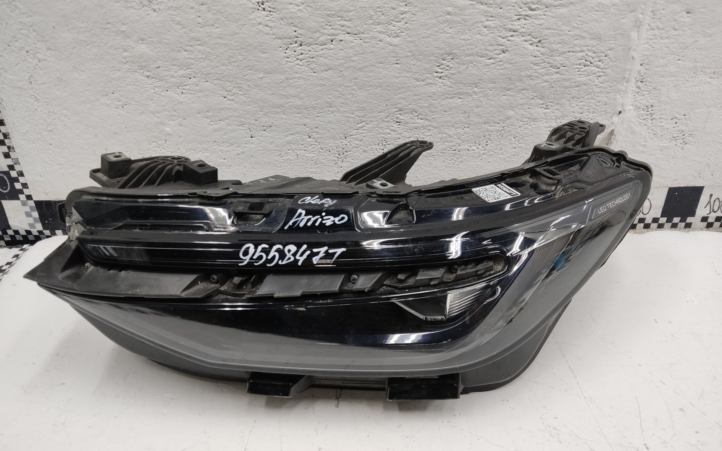 Фара передняя левая Chery Arrizo 8 LED