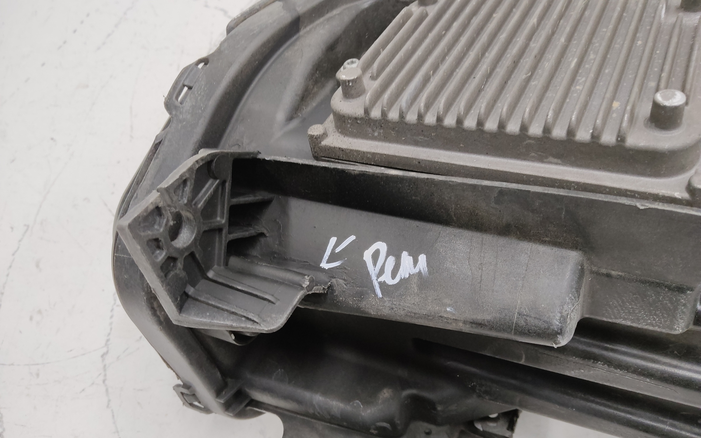 Фара передняя левая Chery Arrizo 8 LED