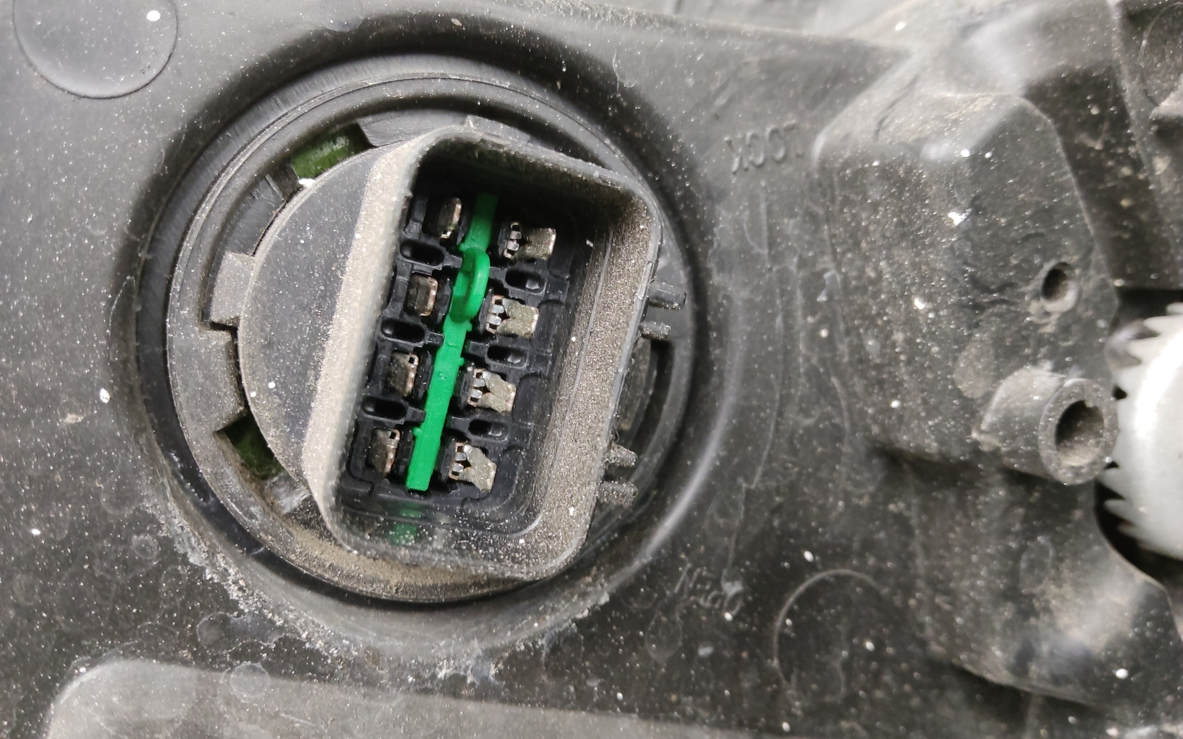 Фара передняя правая Haval F7 LED