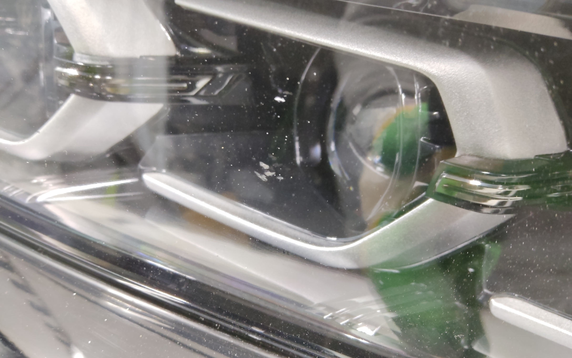 Фара передняя левая Kia Sorento 4 LED