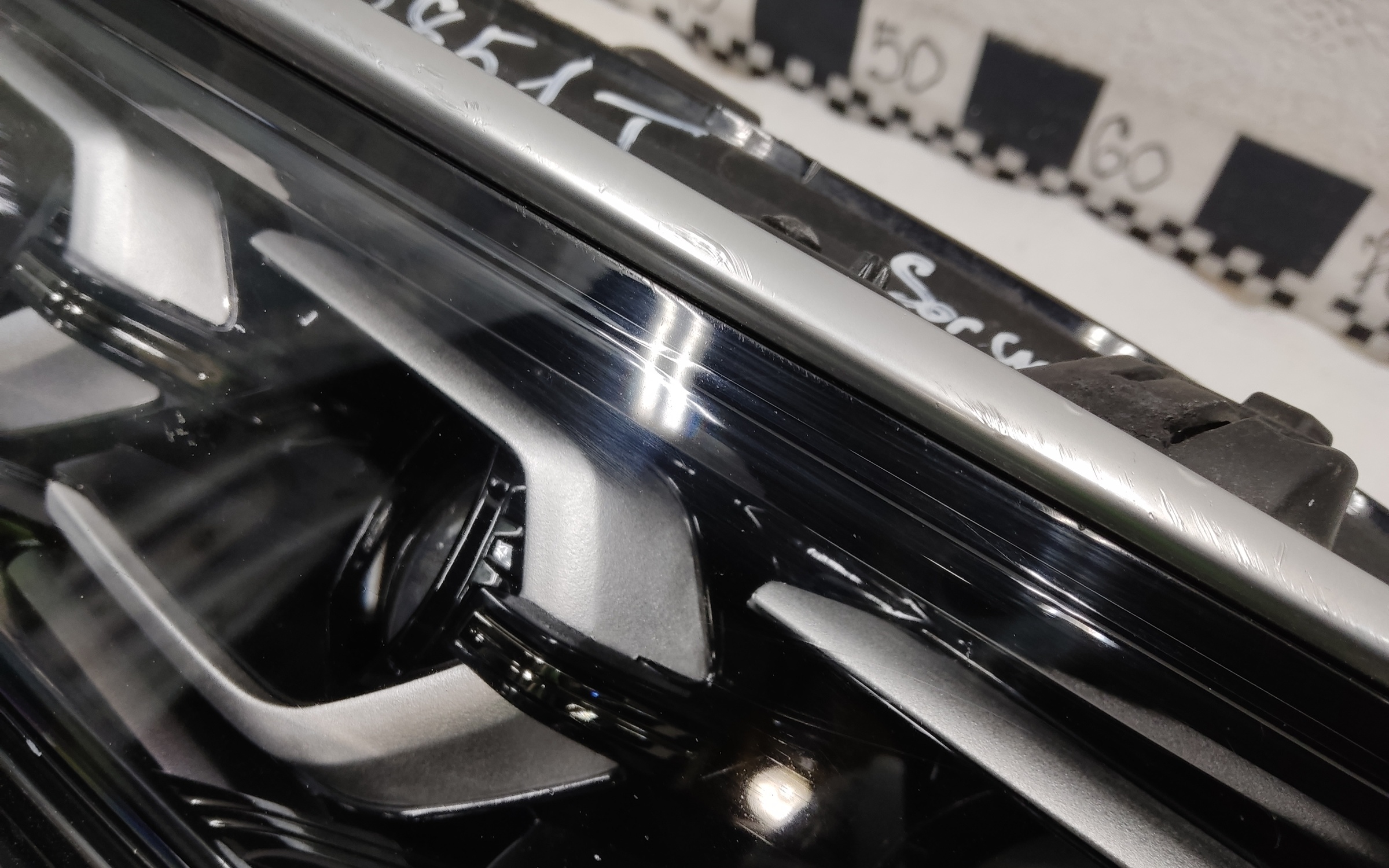 Фара передняя левая Kia Sorento 4 LED