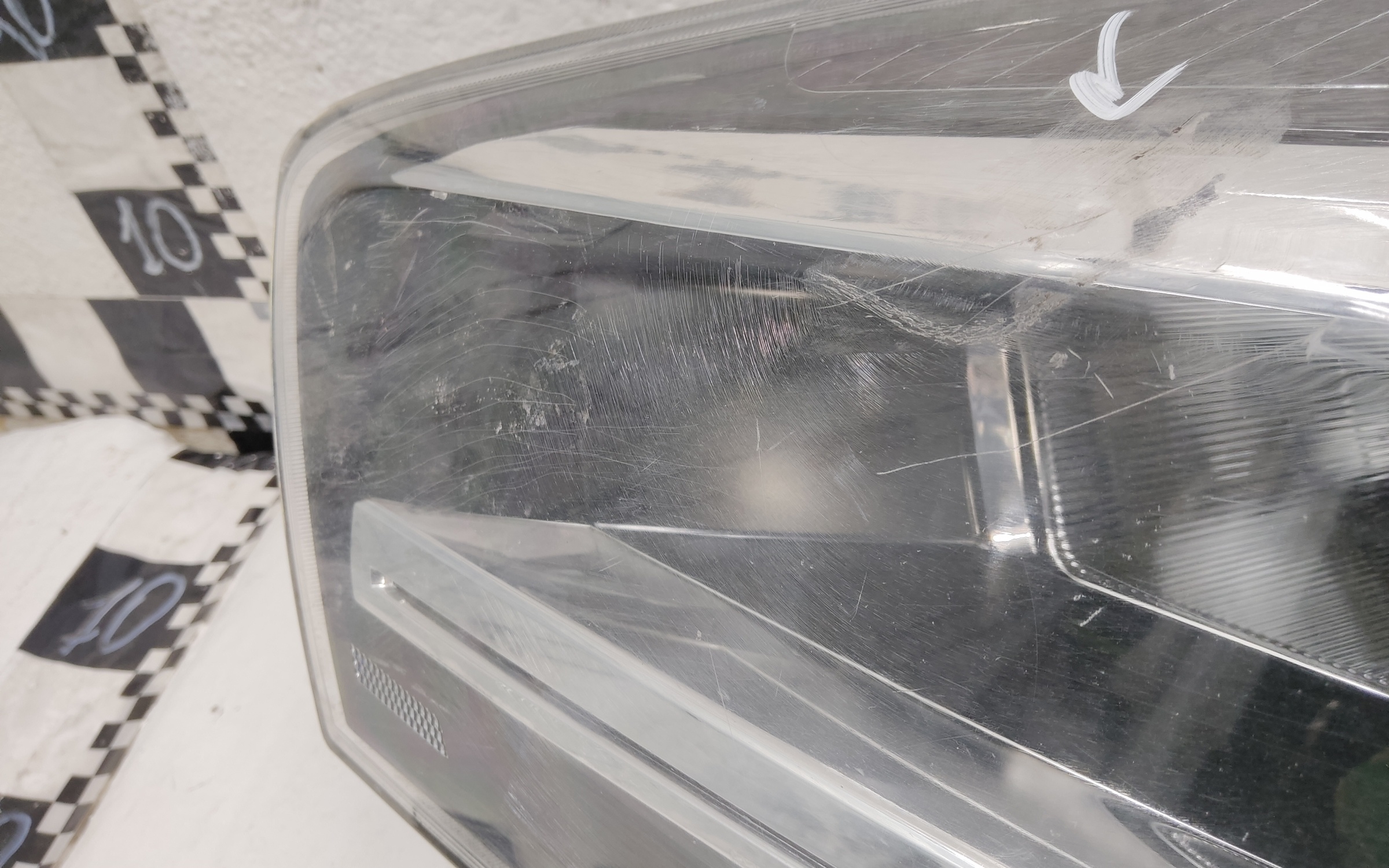 Фара передняя левая Chery Tiggo 4 Restail галоген линза черная