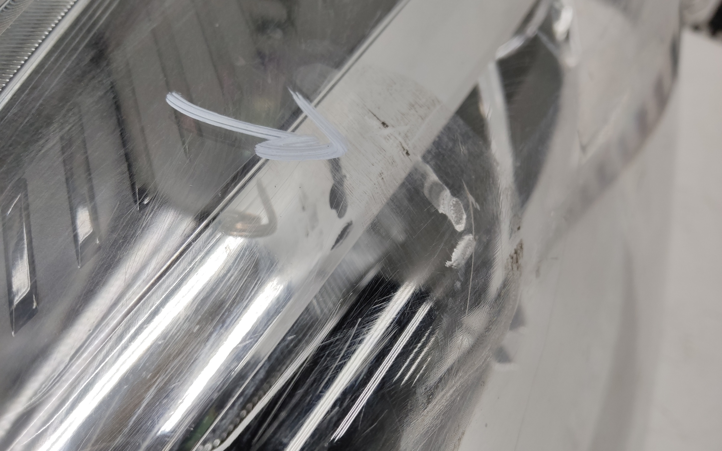 Фара передняя левая Chery Tiggo 4 Restail галоген линза черная