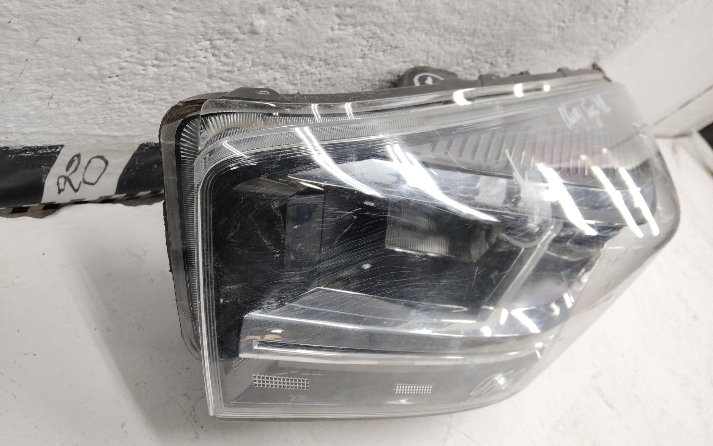 Фара передняя левая Chery Tiggo 4 Restail галоген линза черная