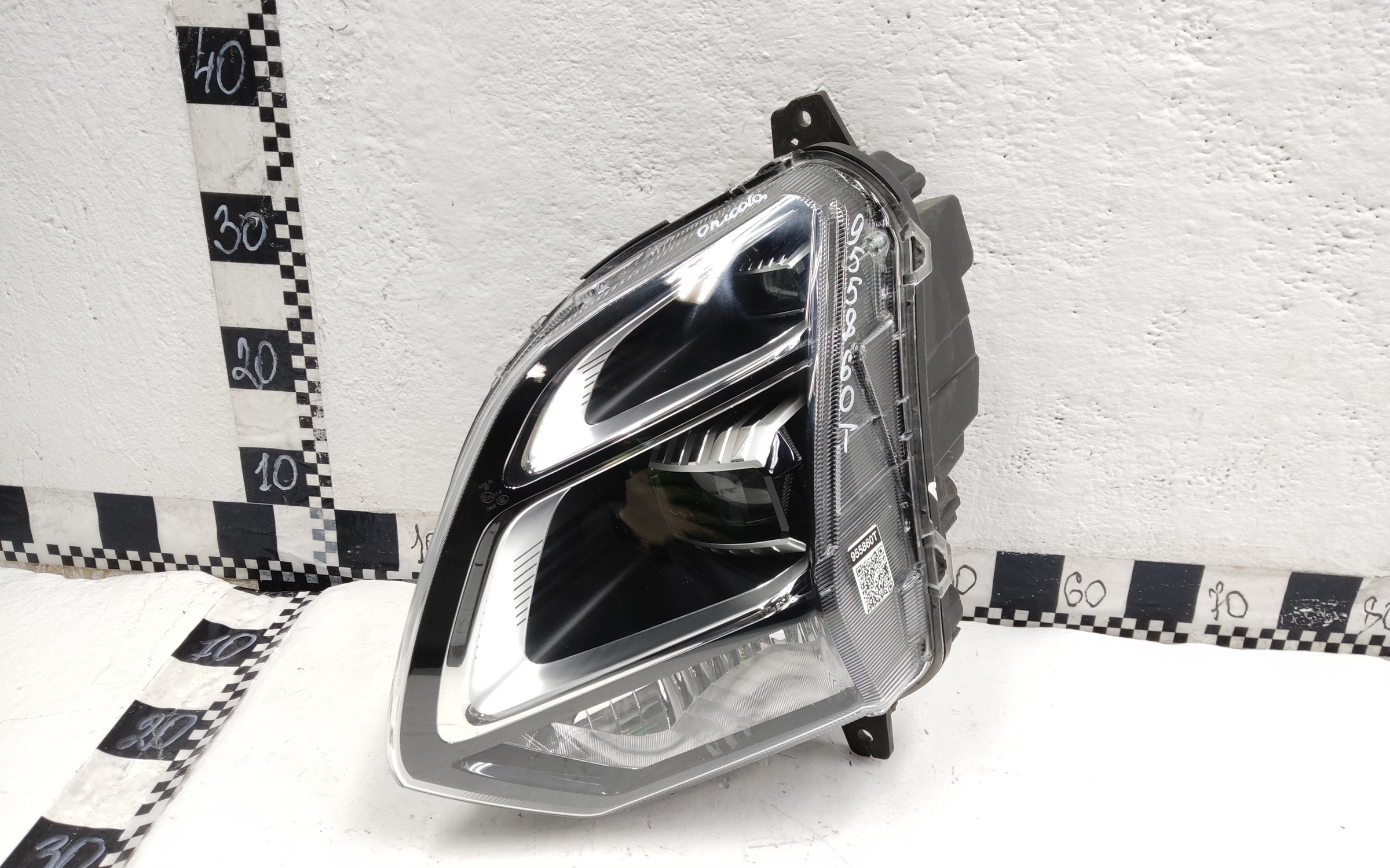 Фара передняя левая Omoda C5 LED без ПТФ