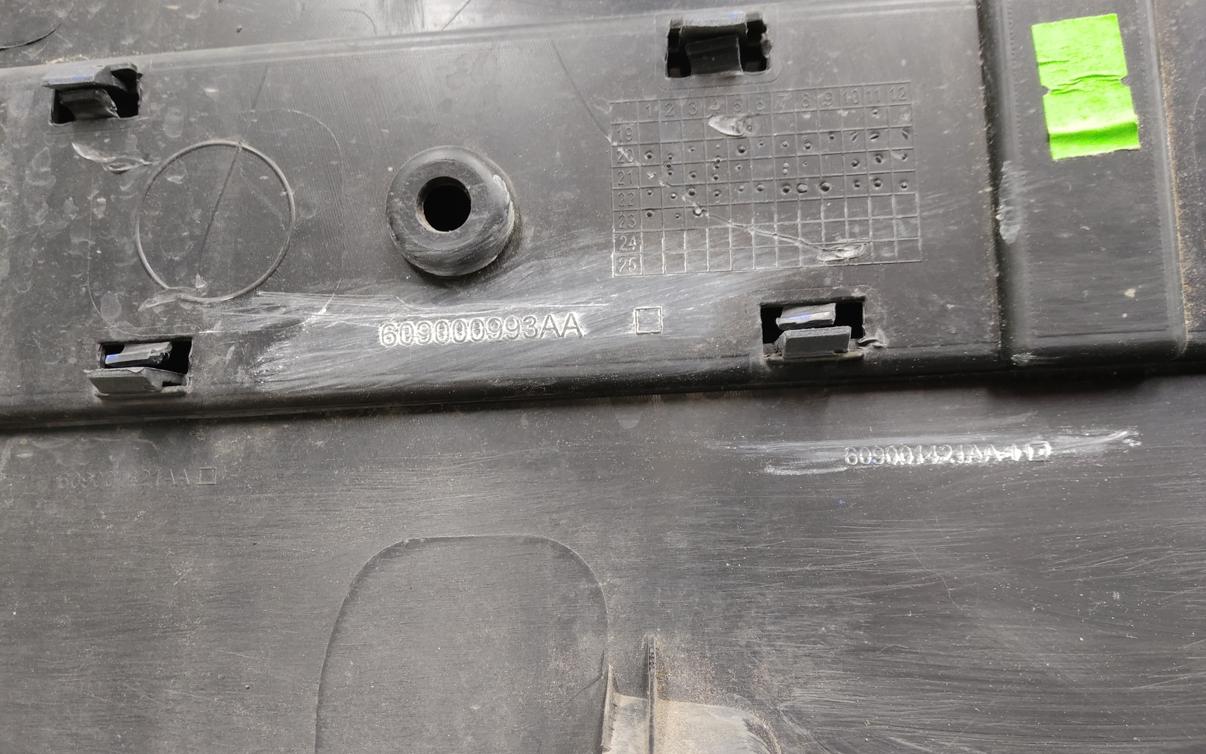 Накладка двери задней правой Chery Tiggo 7 Pro