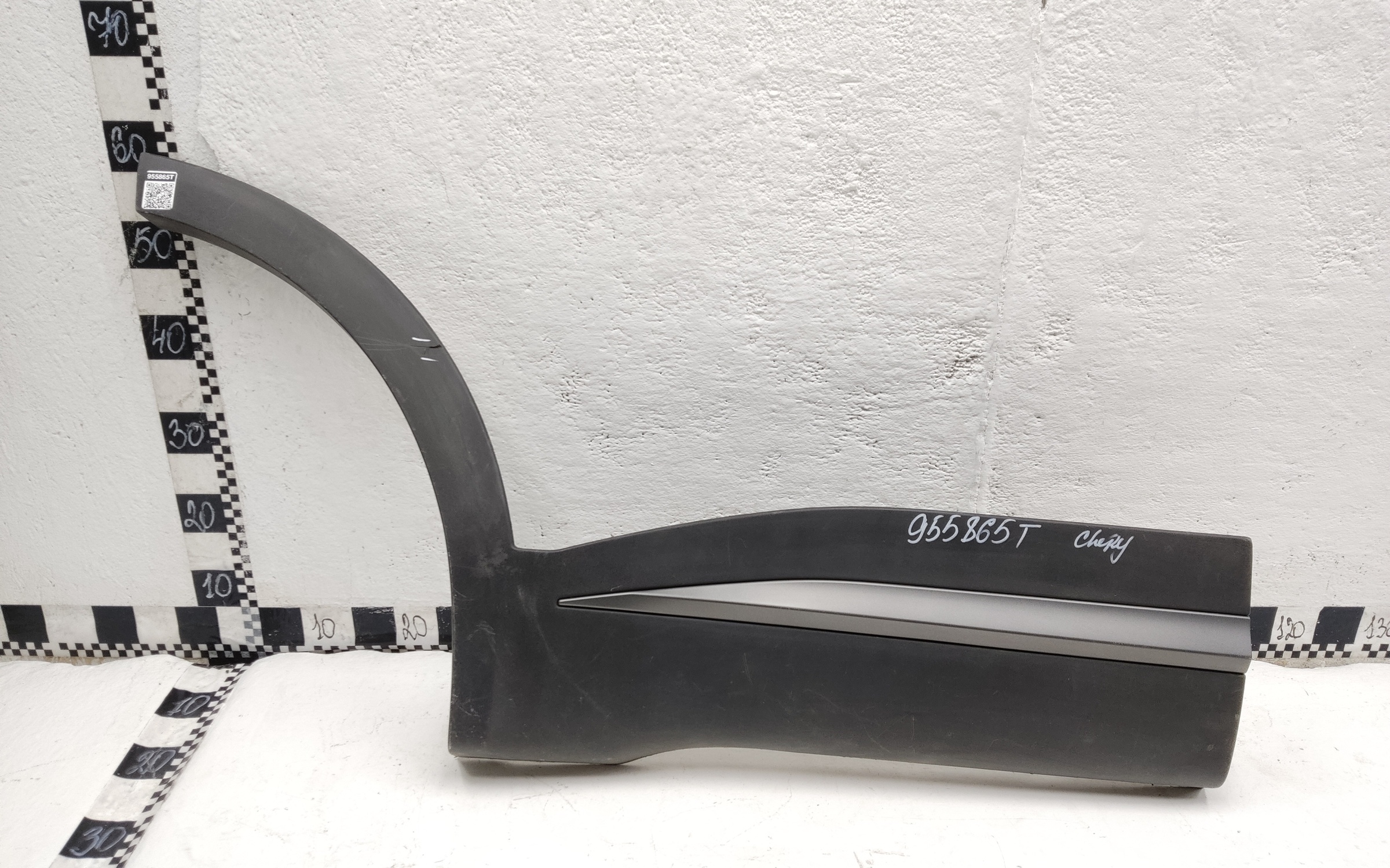 Накладка двери задней правой Chery Tiggo 7 Pro