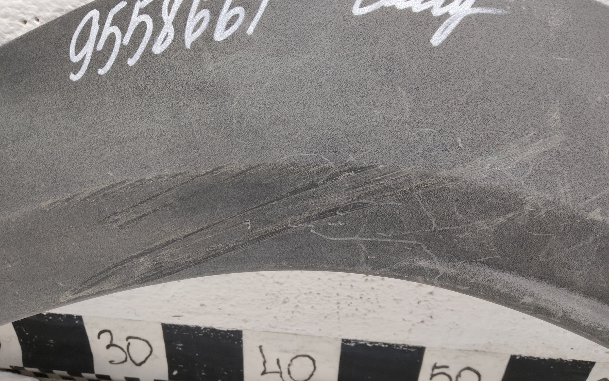 Накладка крыла заднего левого Geely Atlas 2