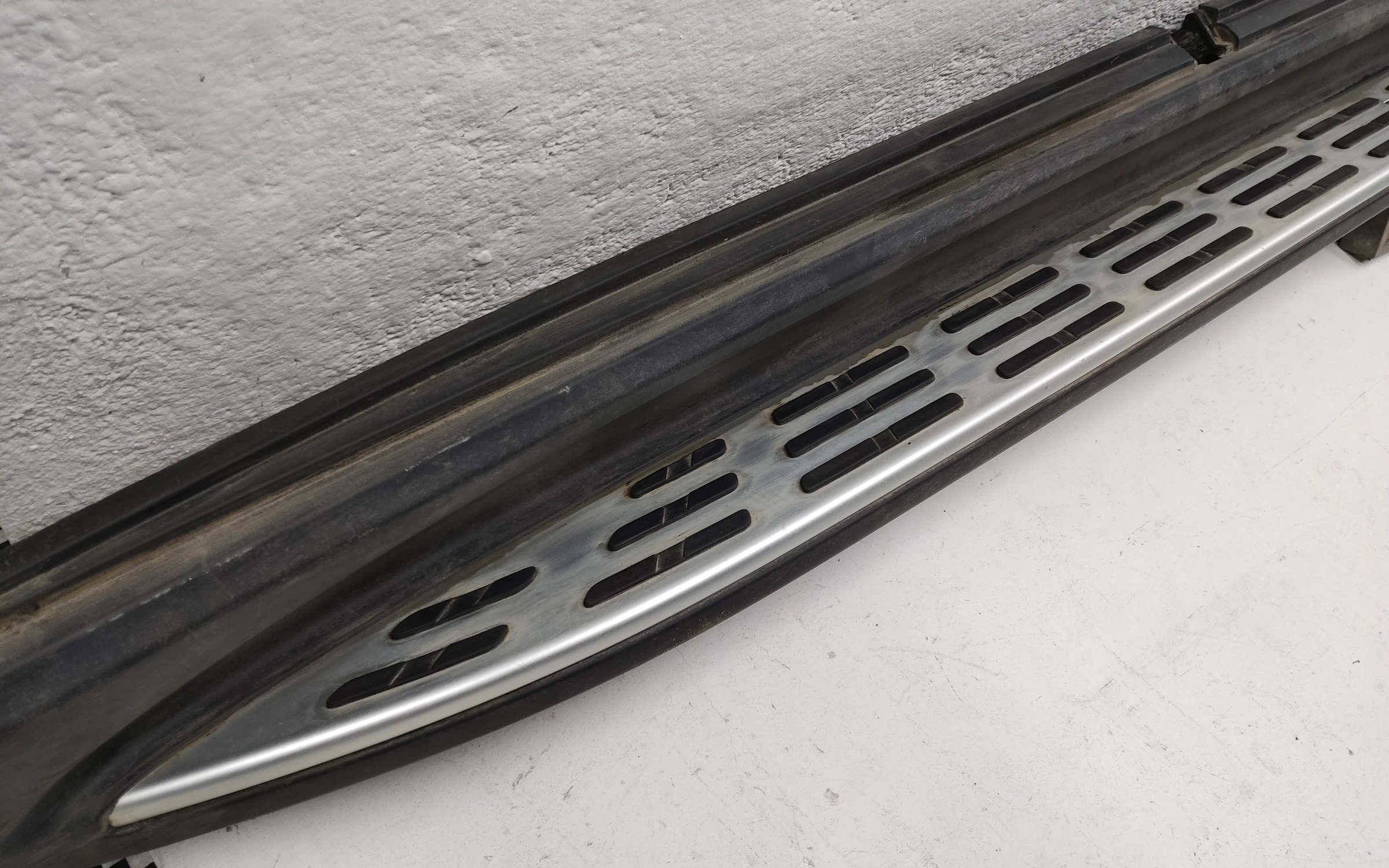 Подножка порога правого Mercedes-benz GLS-klasse X167