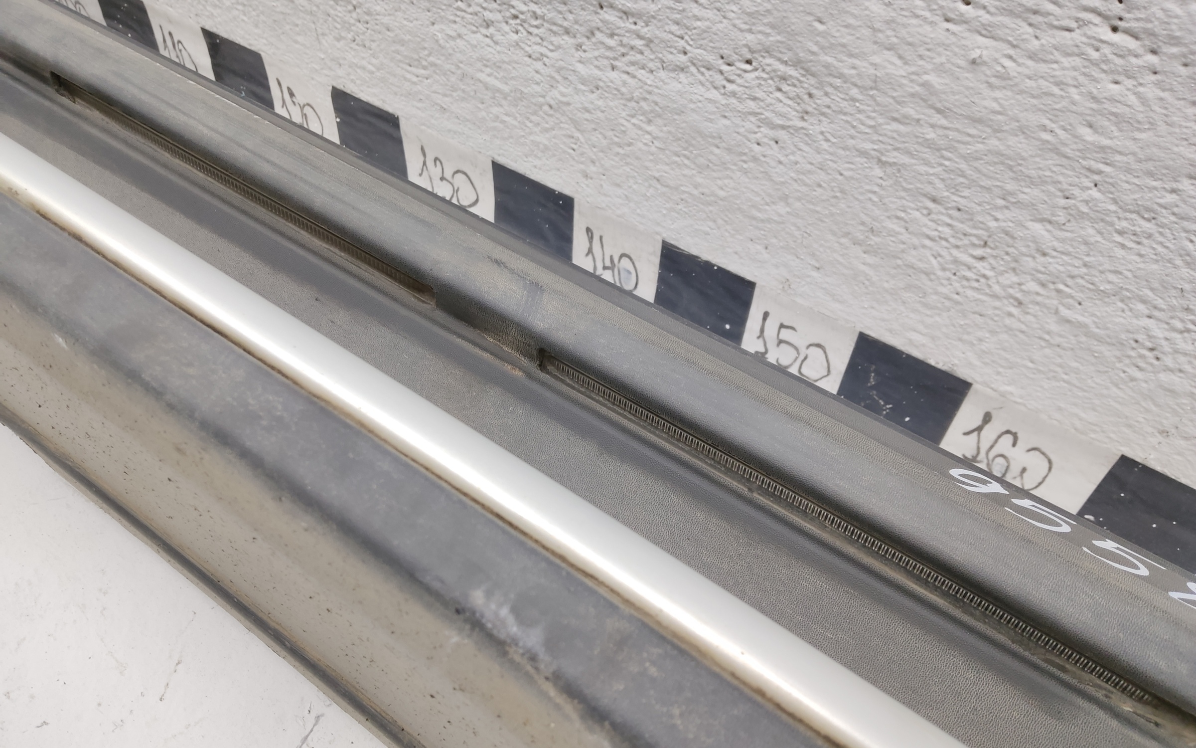 Подножка порога правого Mercedes-benz GLS-klasse X167