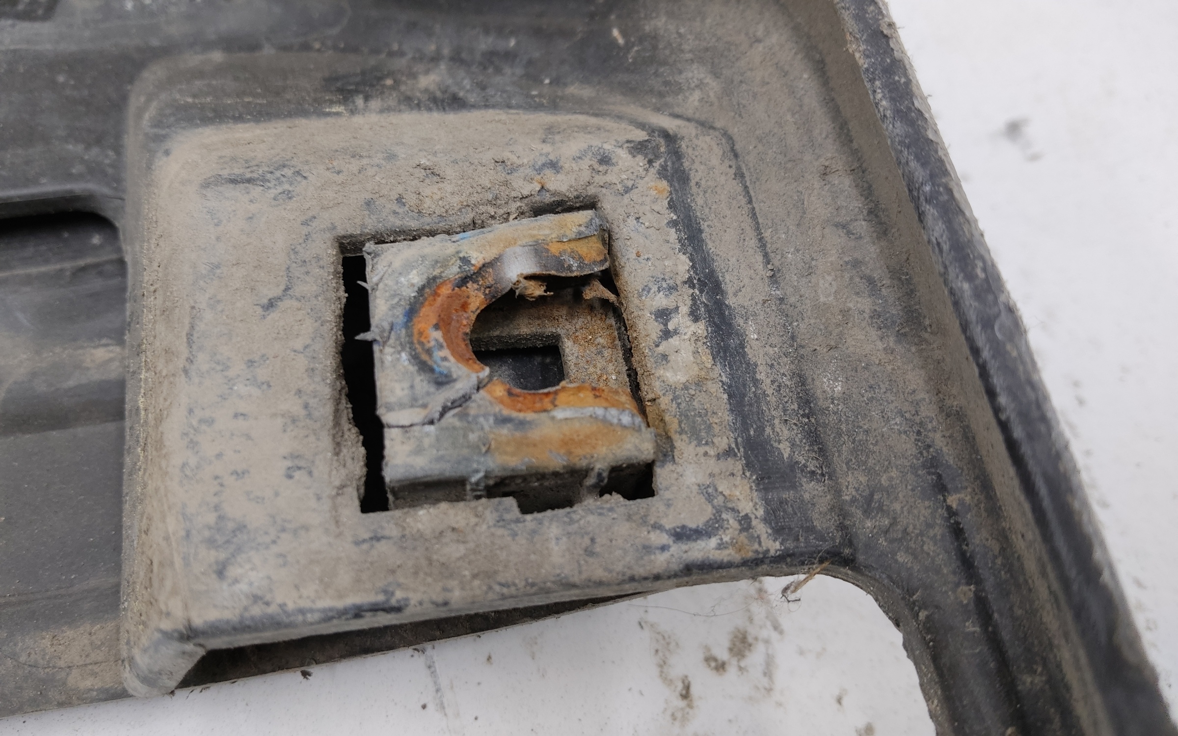 Накладка правой подножки Toyota Land Cruiser Prado 150