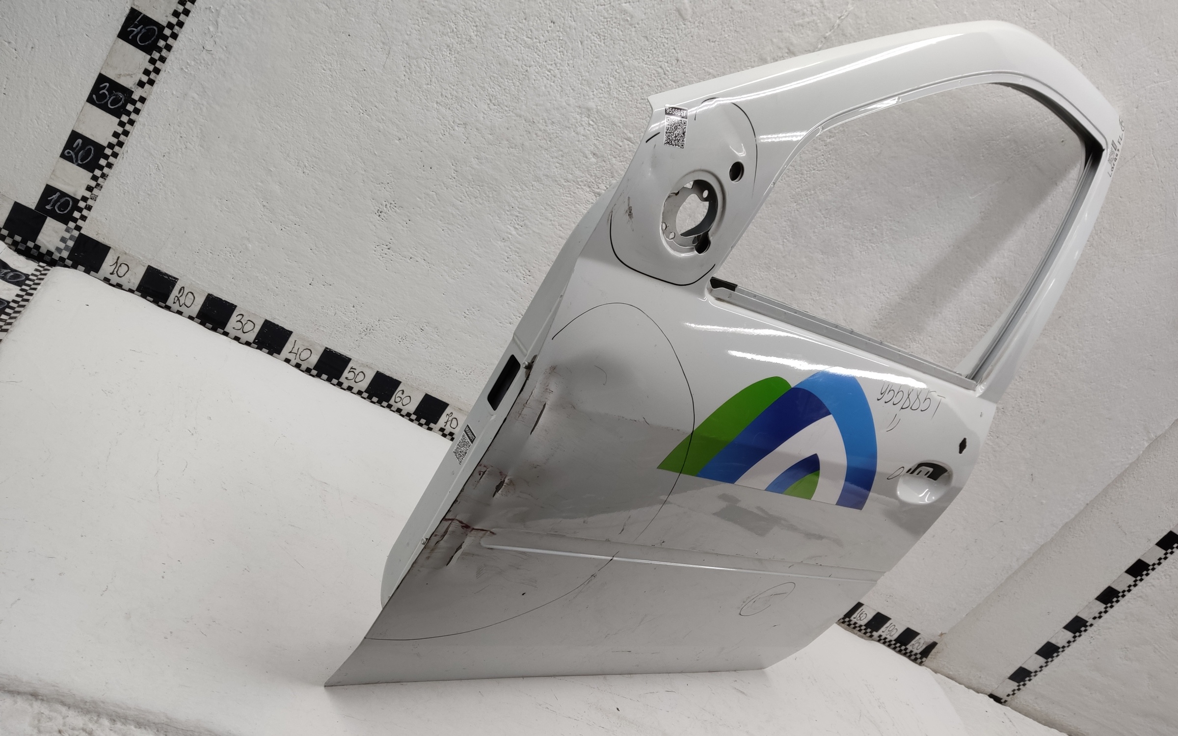 Дверь передняя левая Lada Largus 1 Restail без накладки