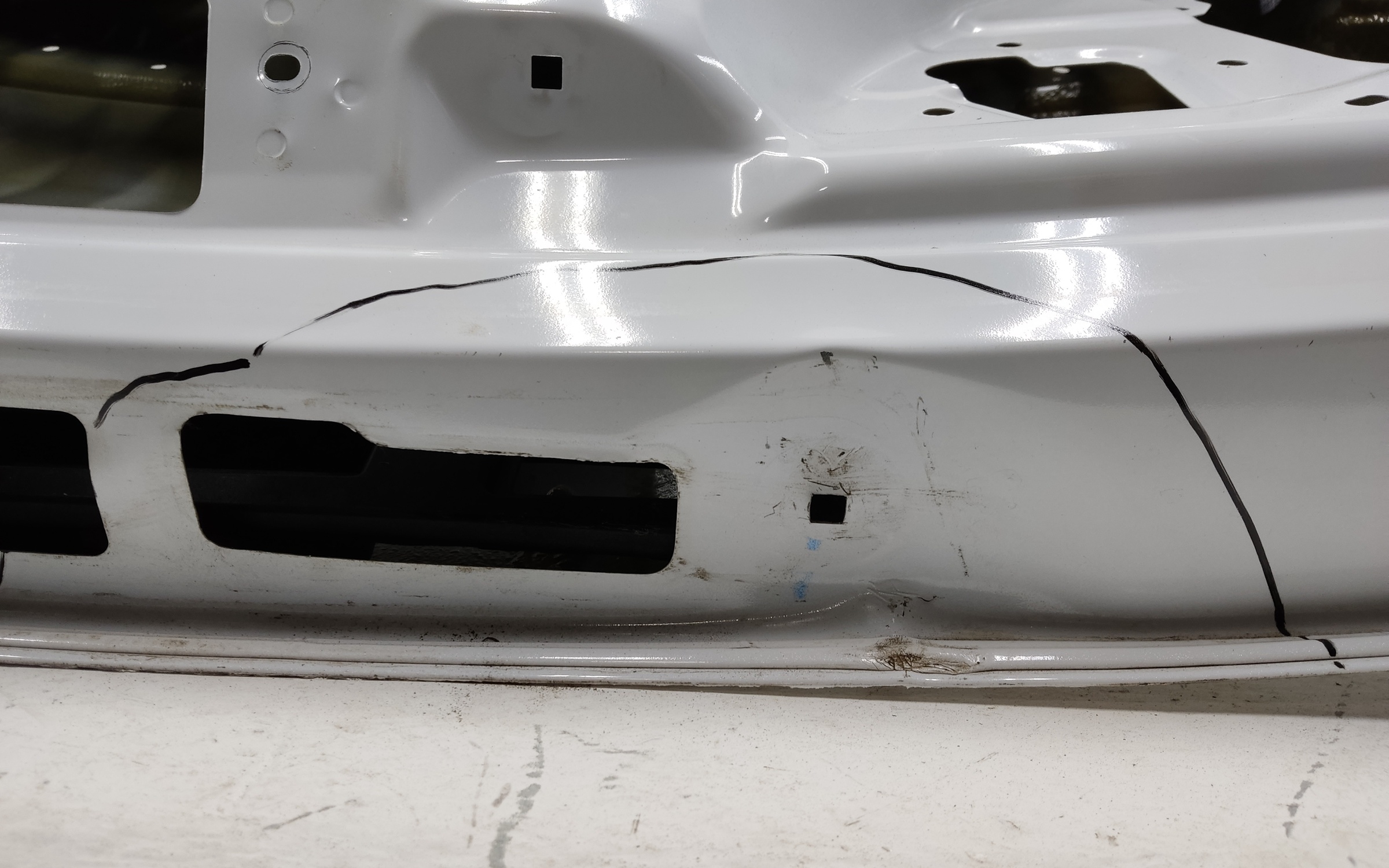 Крышка багажника Chery Tiggo 8