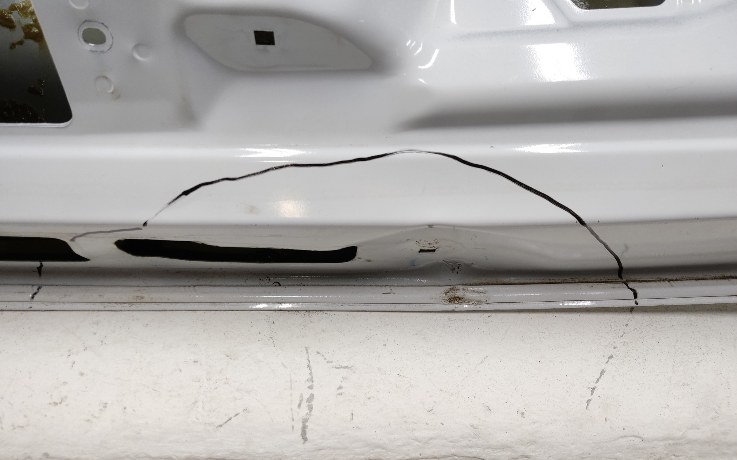 Крышка багажника Chery Tiggo 8