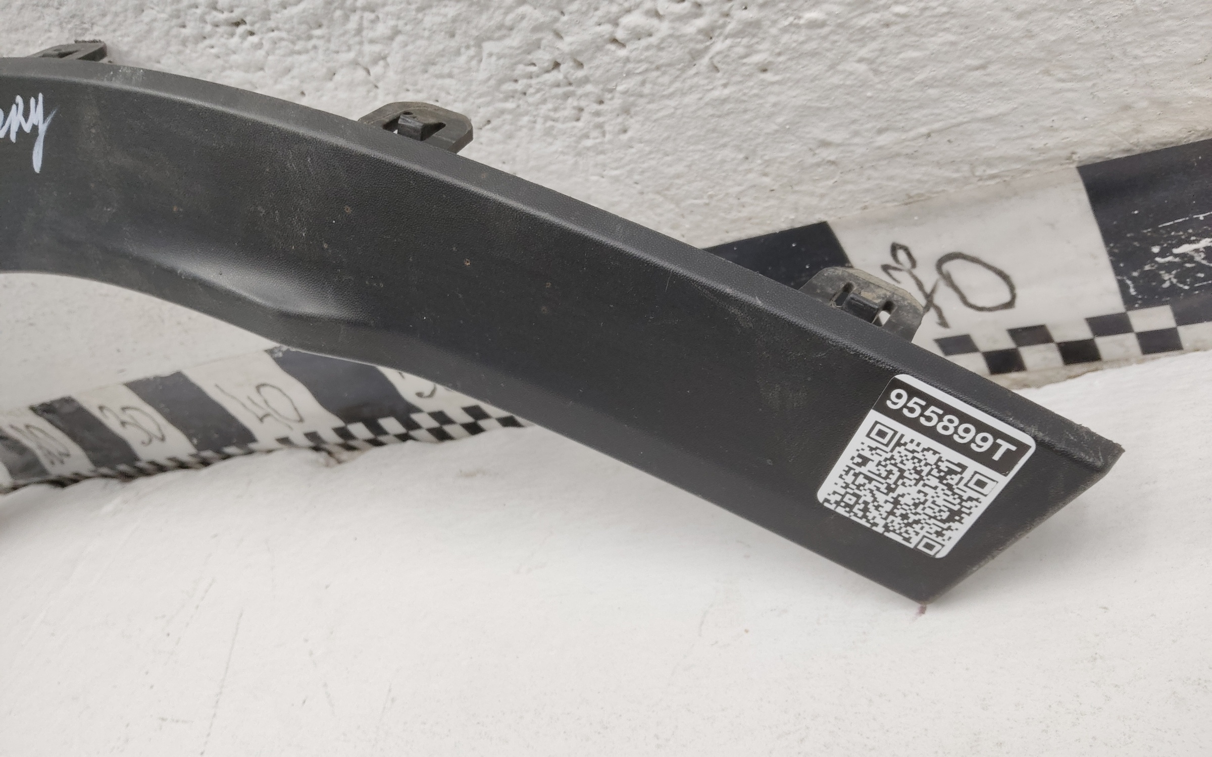 Накладка крыла заднего левого Chery Tiggo 8 Pro