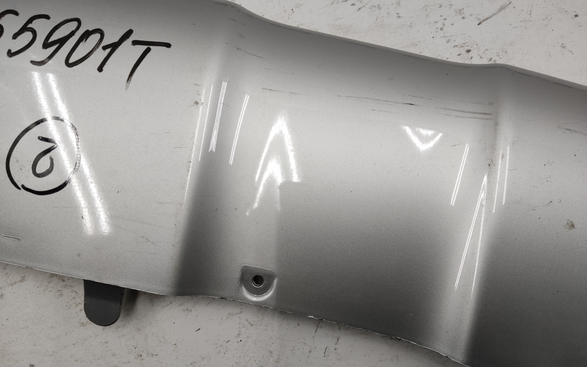 Накладка переднего бампера Volvo XC60 1 Restail