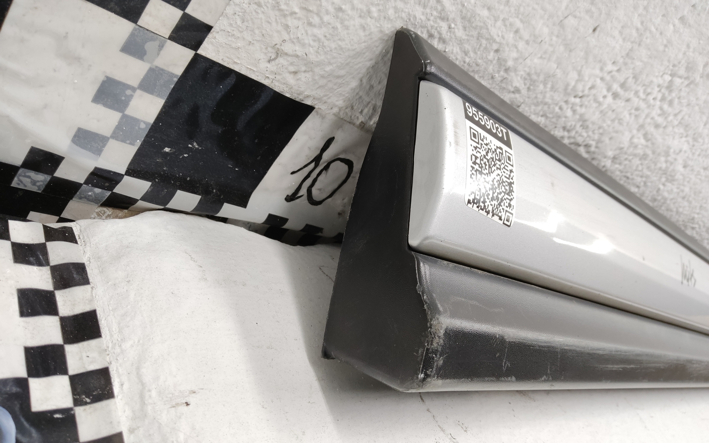 Накладка двери передней правой Mitsubishi Outlander 3 Restail 2