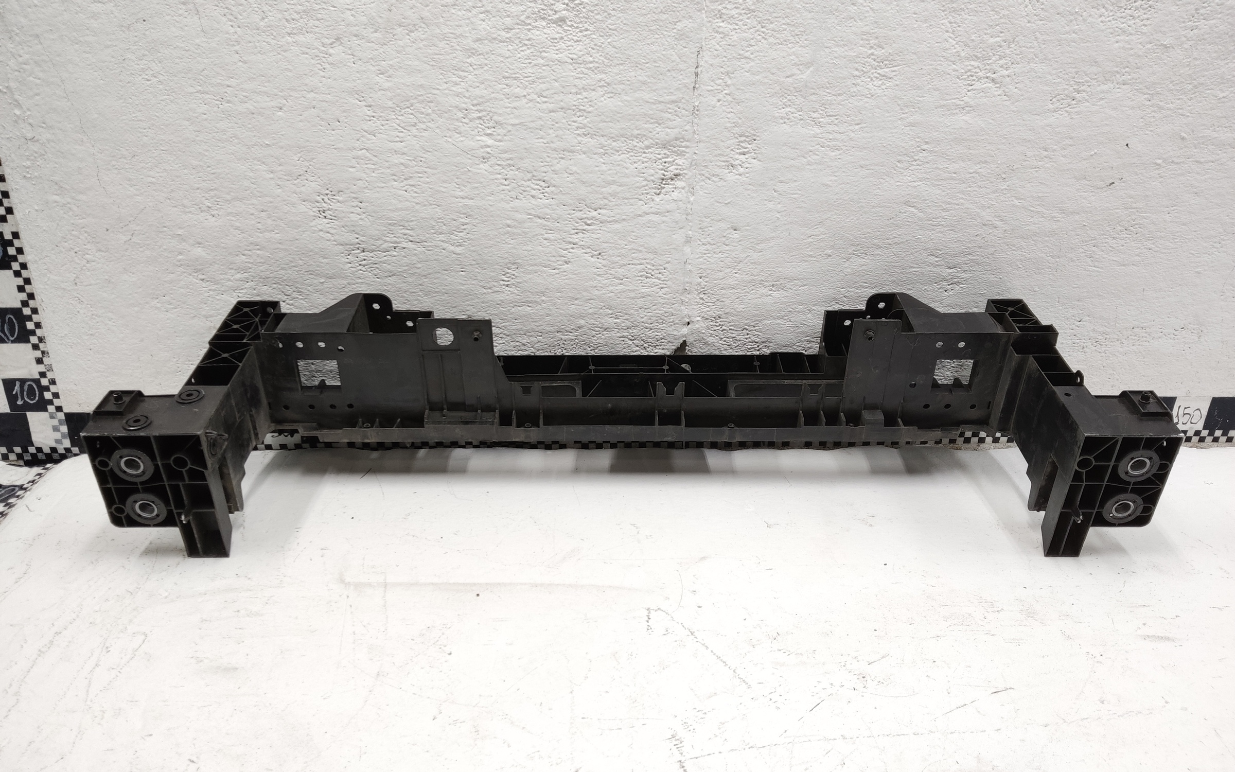 Панель передняя Geely Monjaro