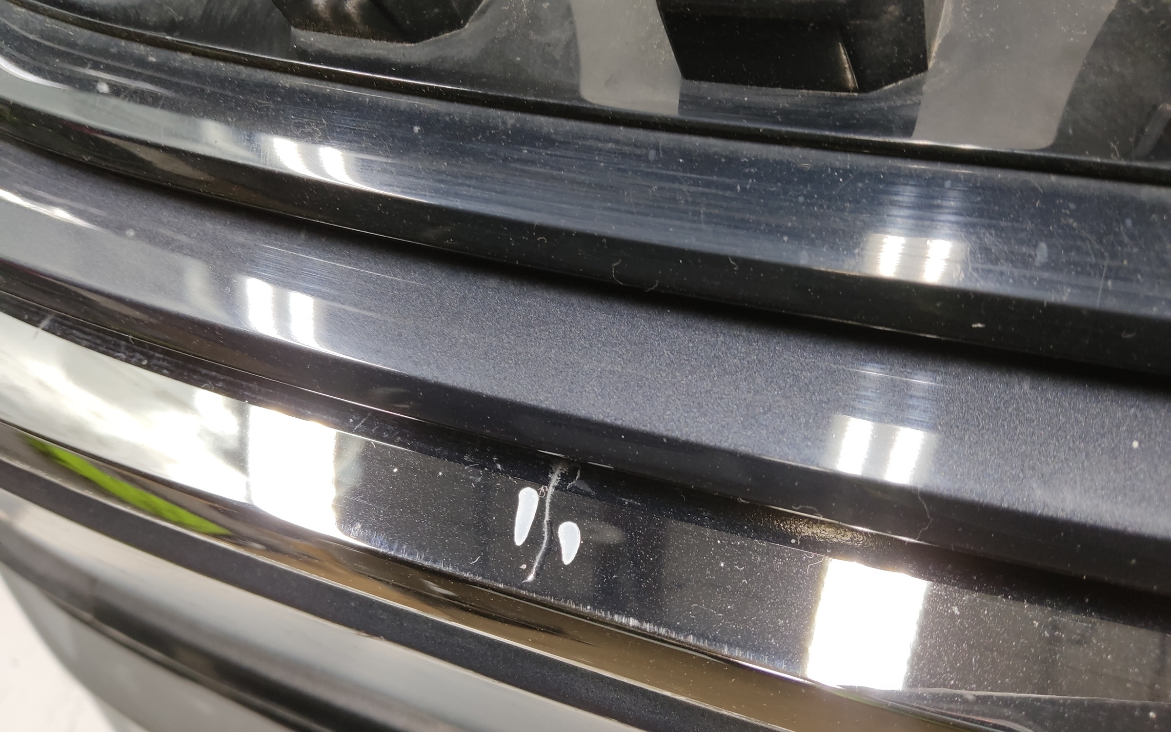 Бампер передний Geely Monjaro