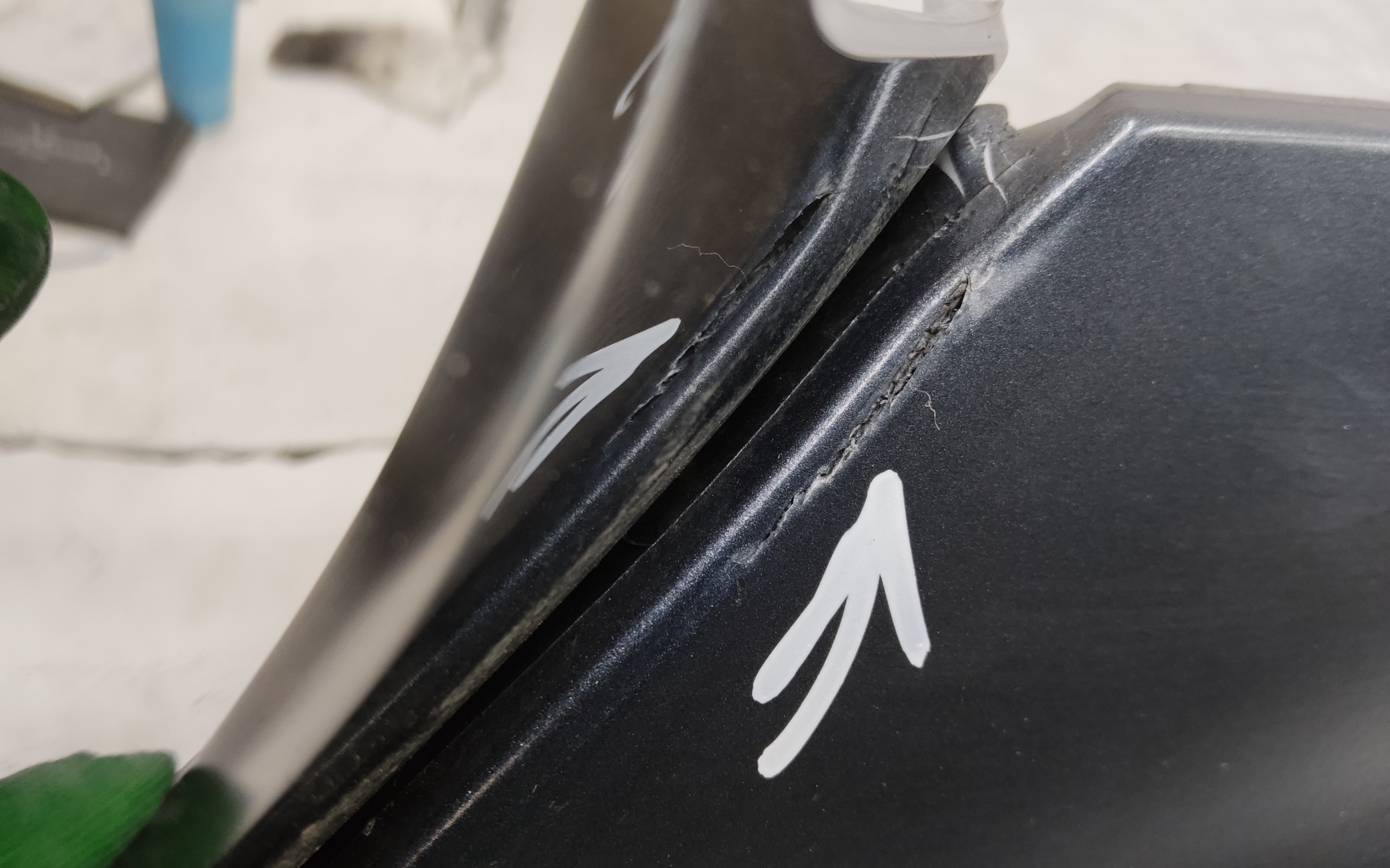 Бампер передний Geely Monjaro