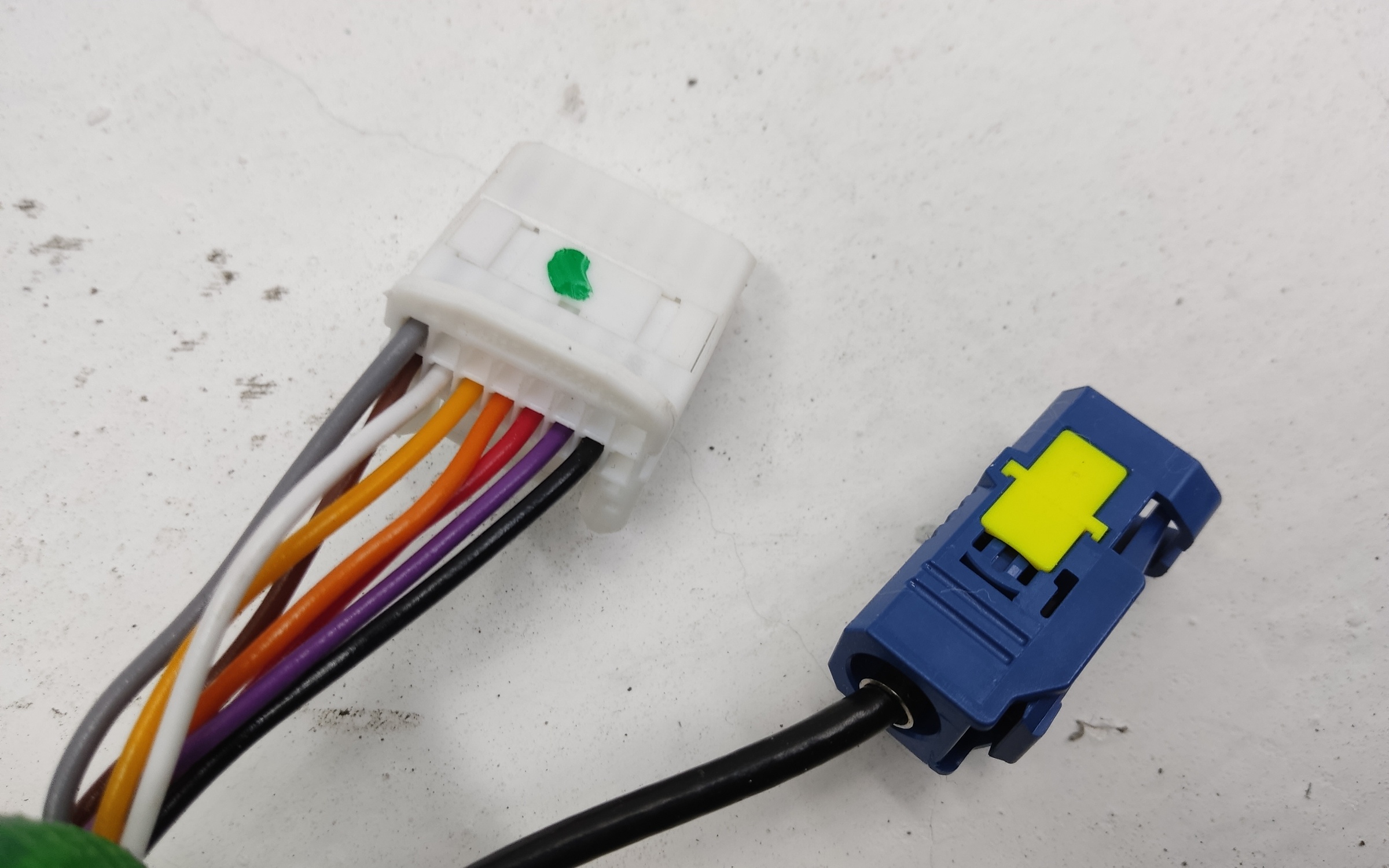 Зеркало левое Tank 300 8+1 контактов