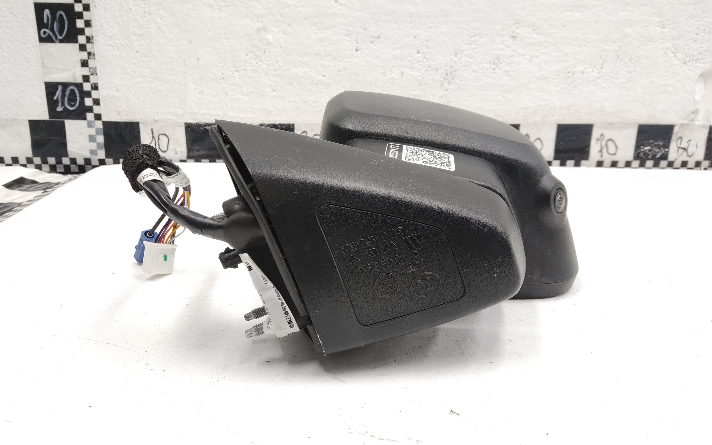 Зеркало левое Tank 300 8+1 контактов