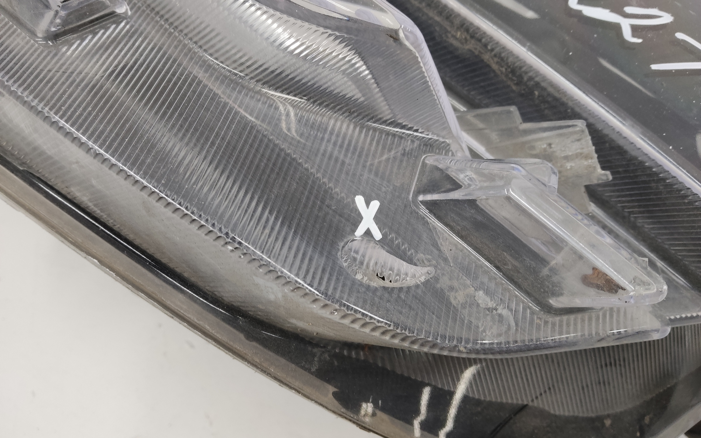 Фара передняя правая Lada Vesta 1 Restail LED