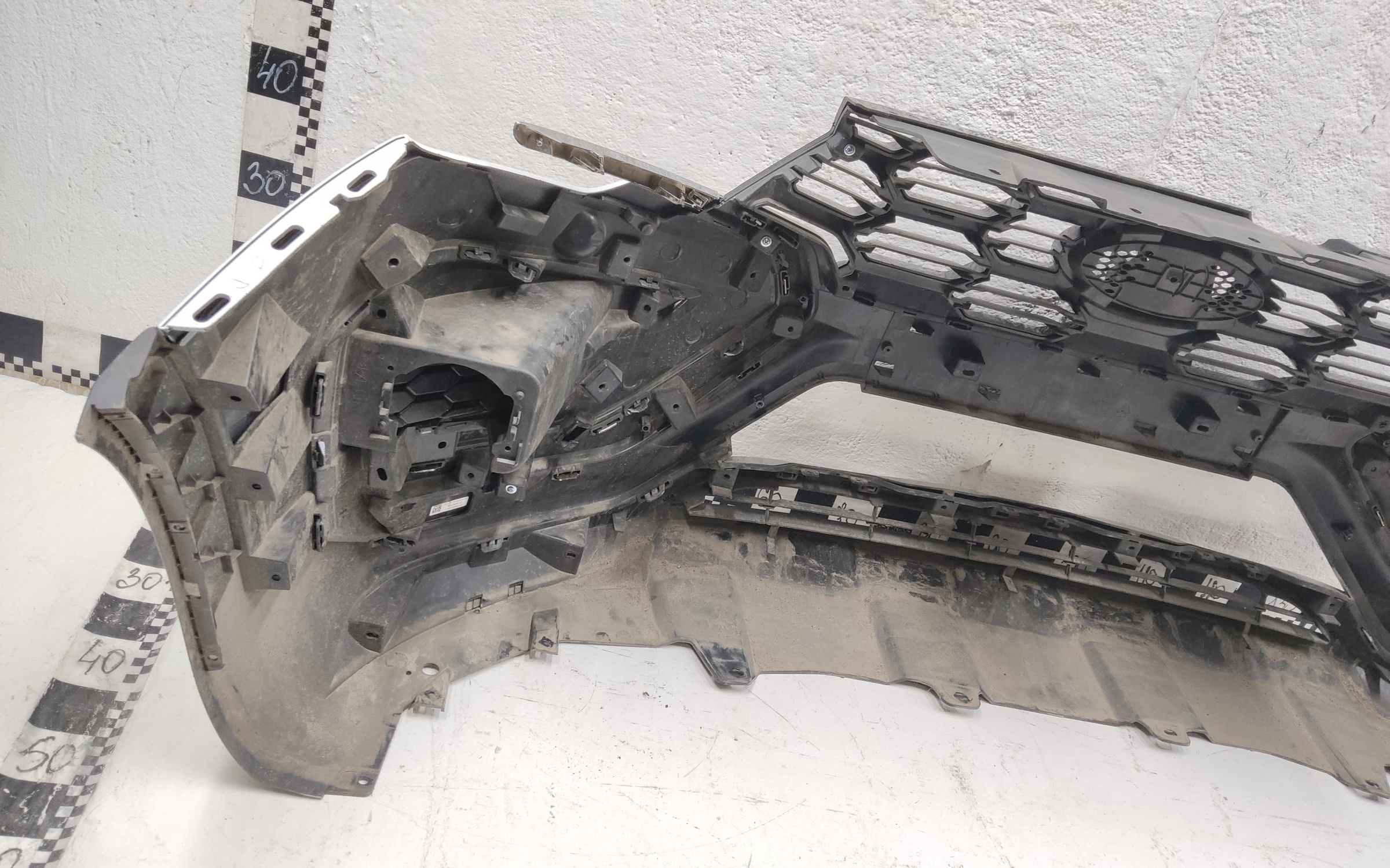 Бампер передний Lada Vesta 1 Cross Restail