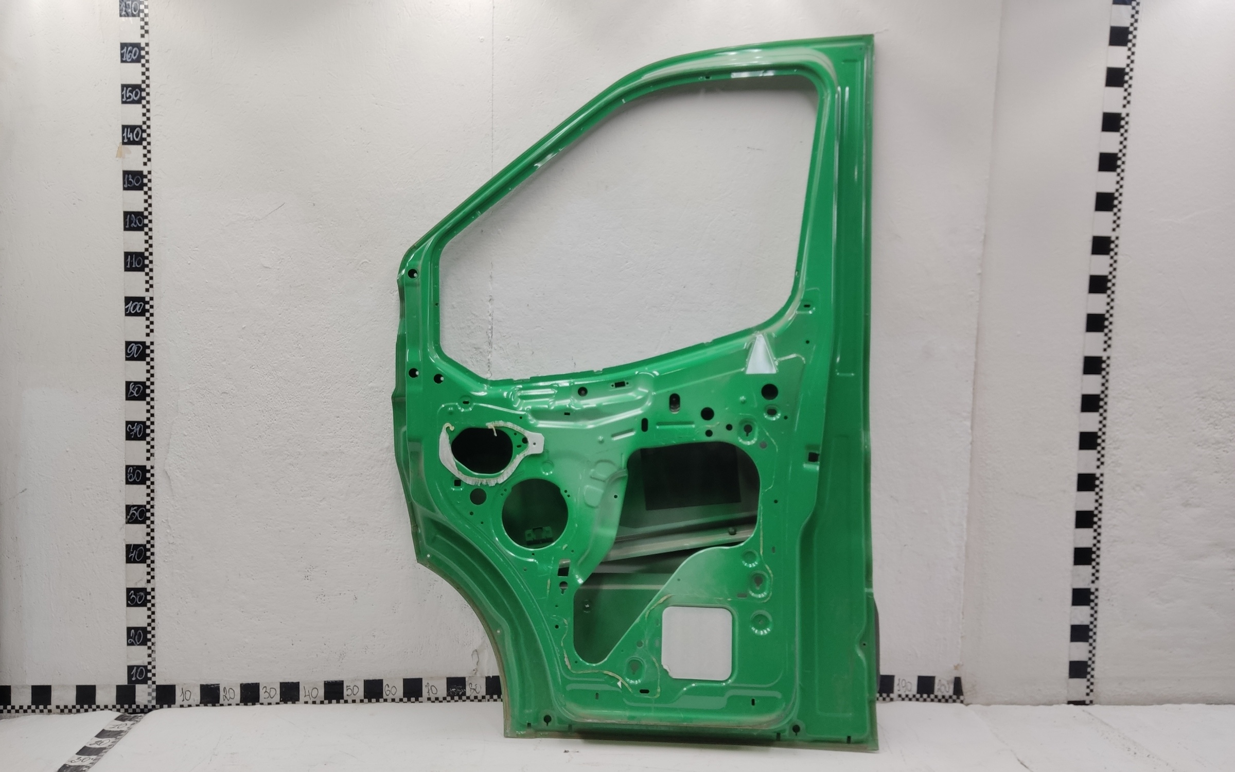 Дверь передняя правая Ford Transit 7