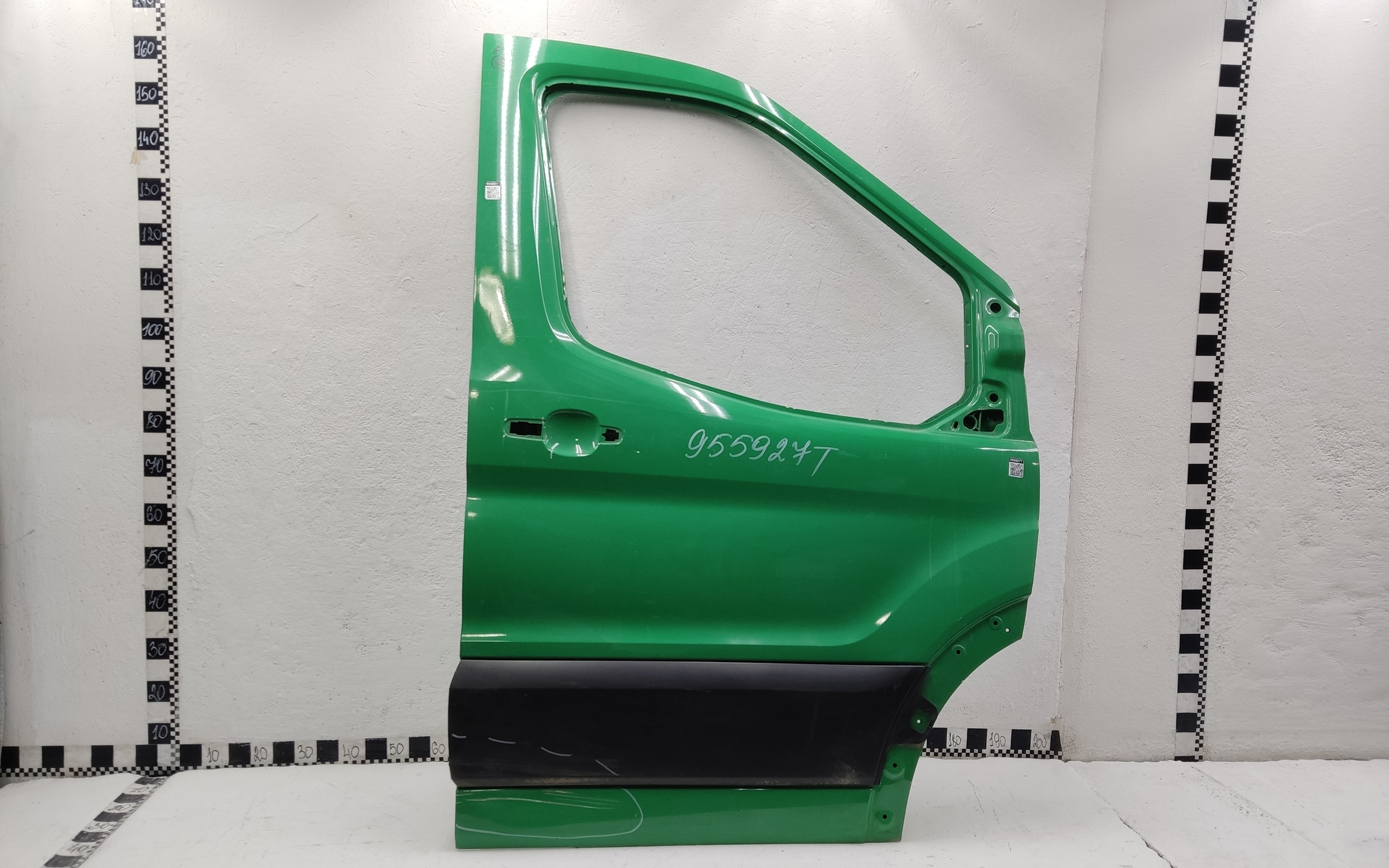 Дверь передняя правая Ford Transit 7