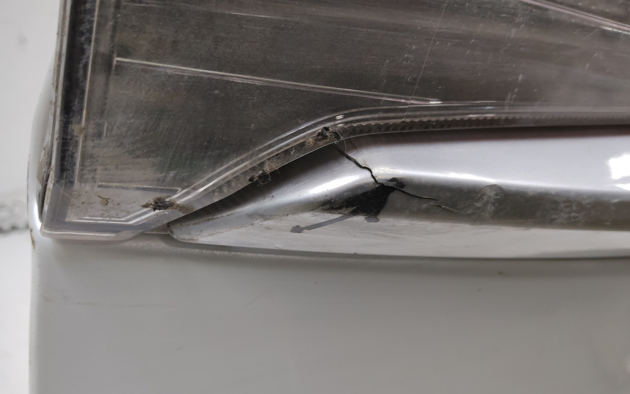 Крышка багажника Toyota RAV4 XA50