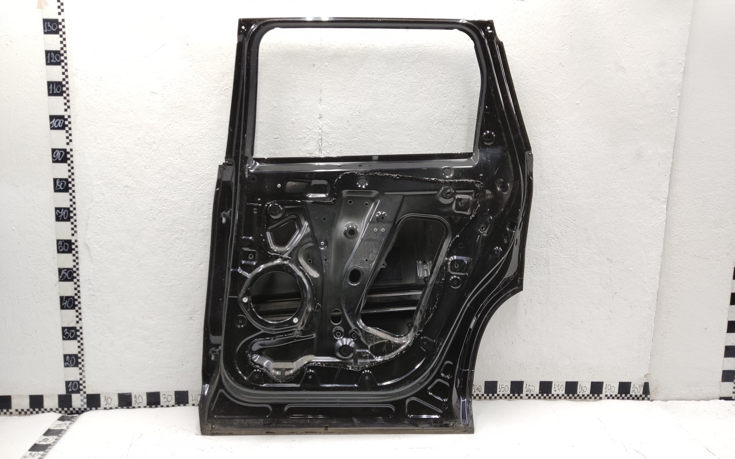 Дверь задняя правая Exeed VX