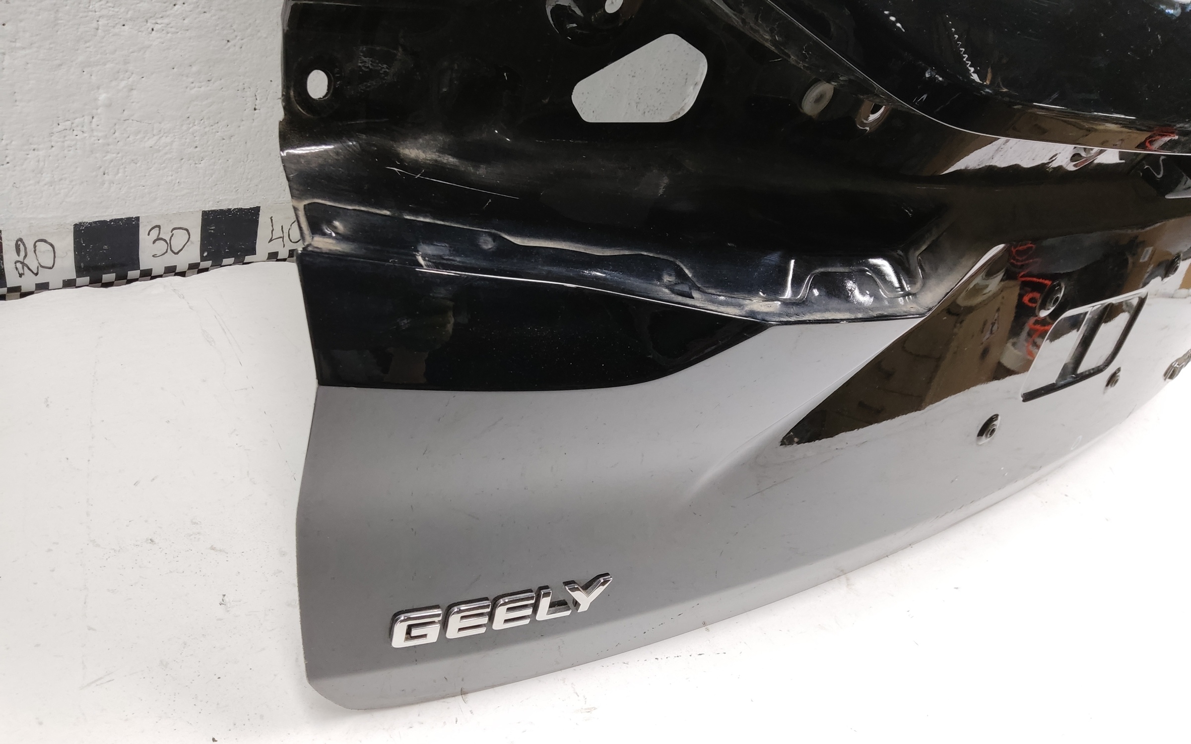 Крышка багажника Geely Okavango Restail