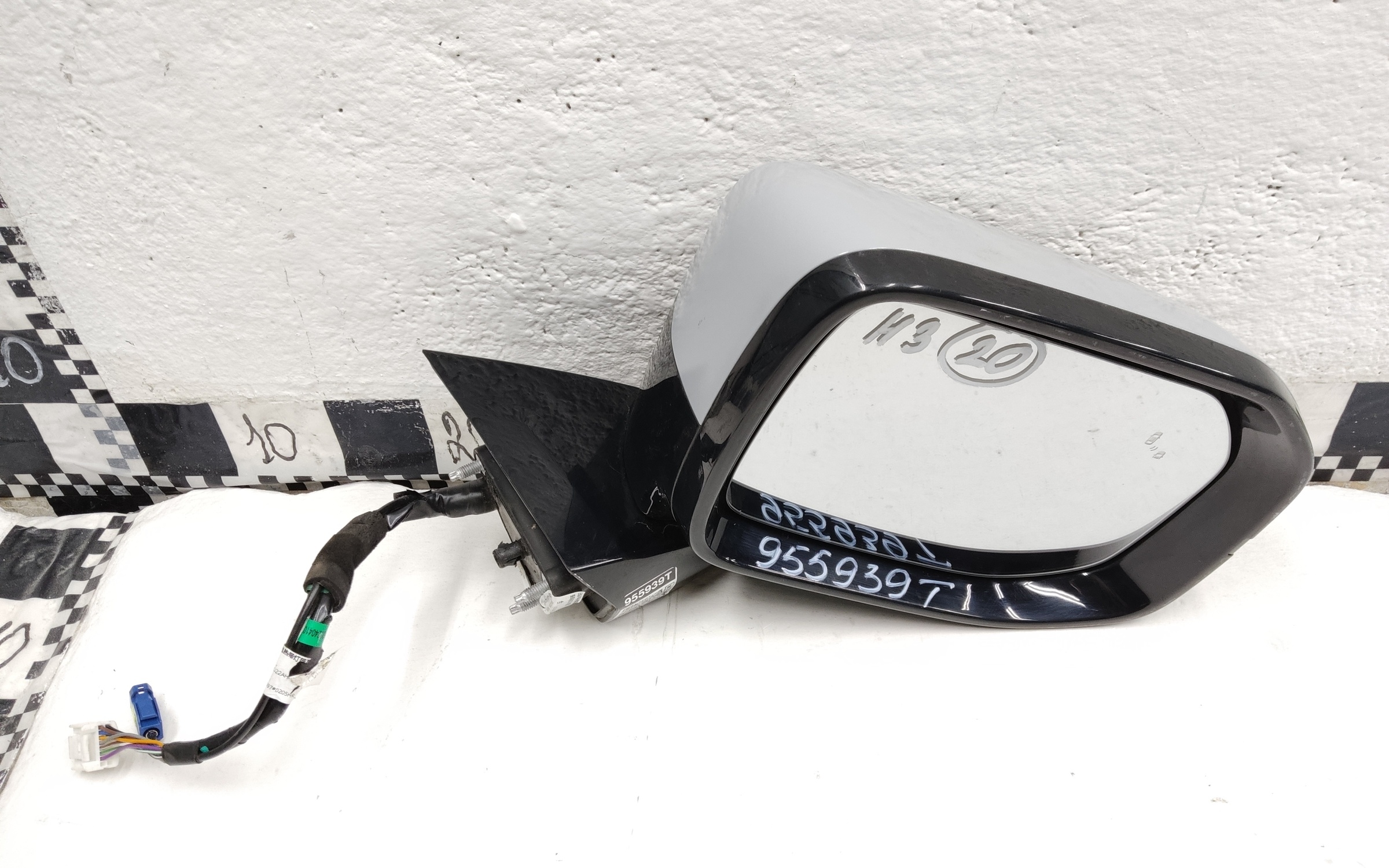 Зеркало правое Haval H3 10 + 1 контактов