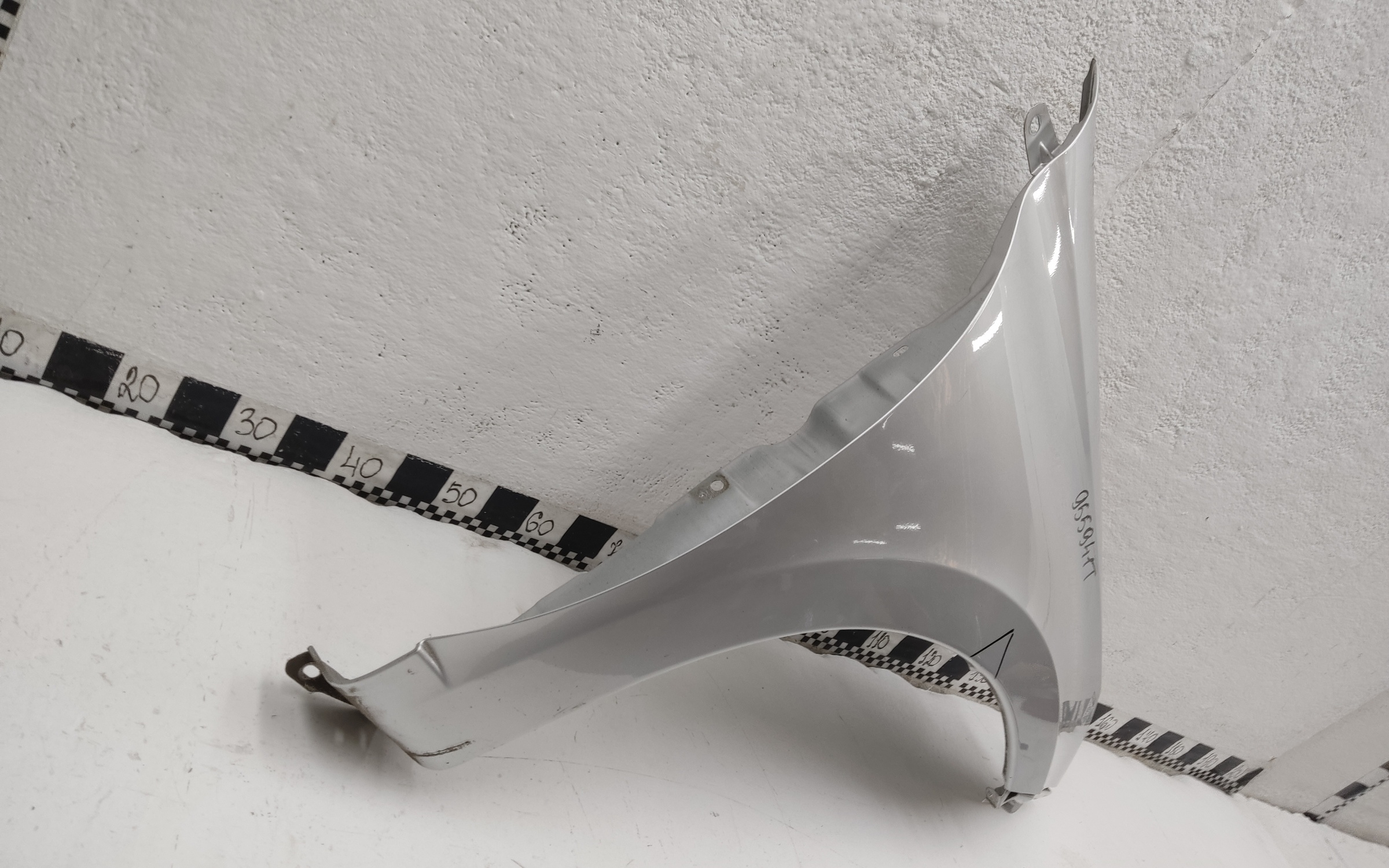 Крыло переднее правое Lada Granta 1 Restail без повторителя